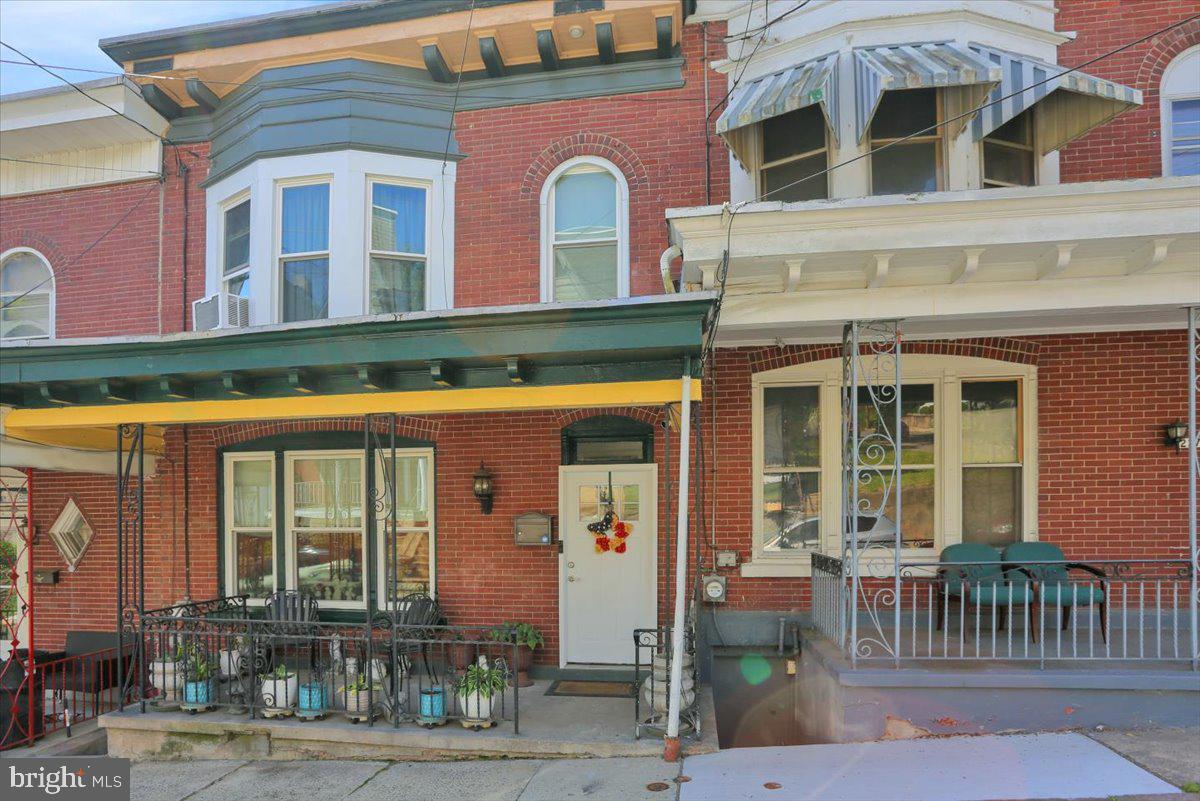 225 FAIRVIEW STREET