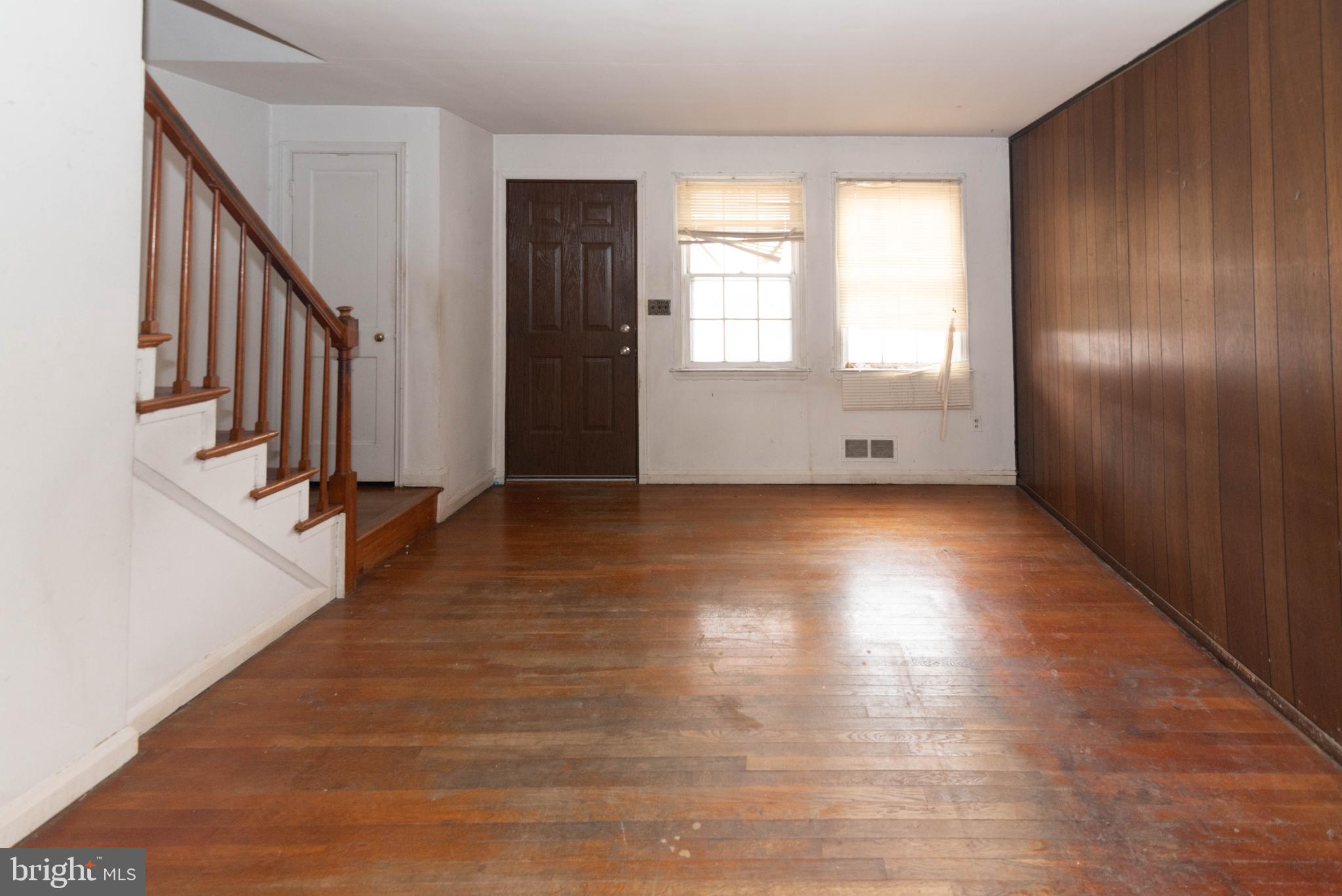 EASTWOOD - Residential