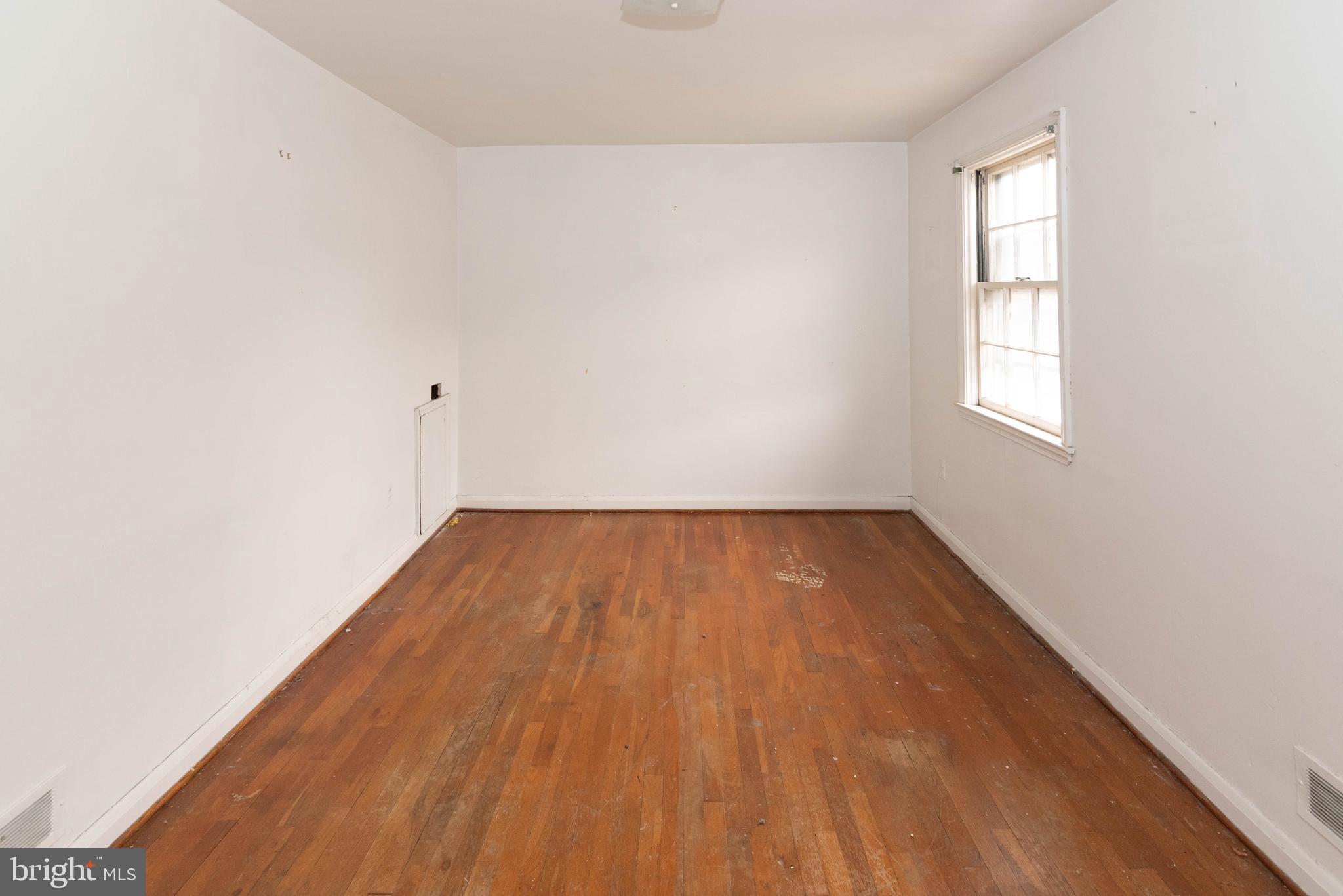 EASTWOOD - Residential