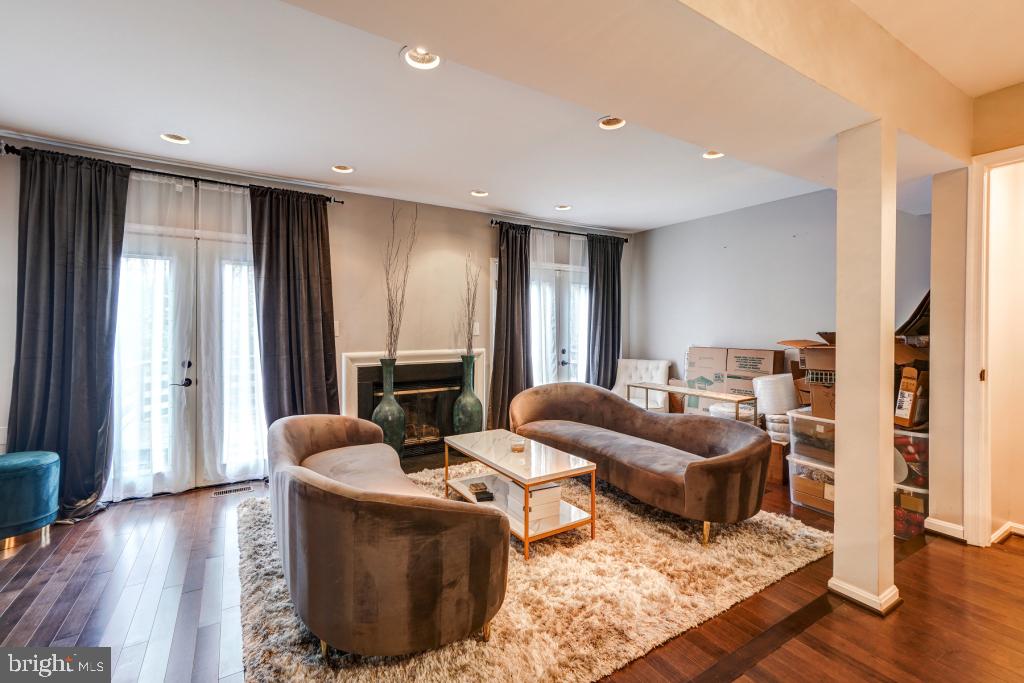 NORTHWOOD PARK VIEW - Residential Lease