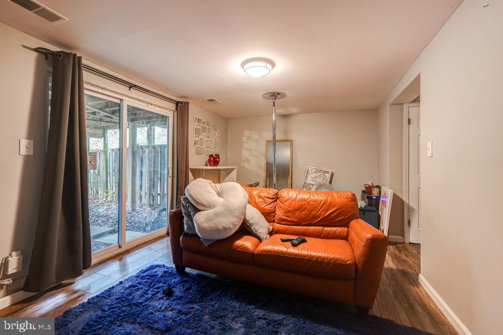 NORTHWOOD PARK VIEW - Residential Lease