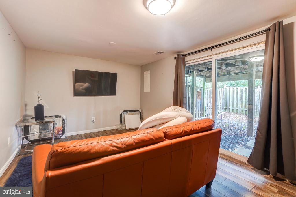 NORTHWOOD PARK VIEW - Residential Lease