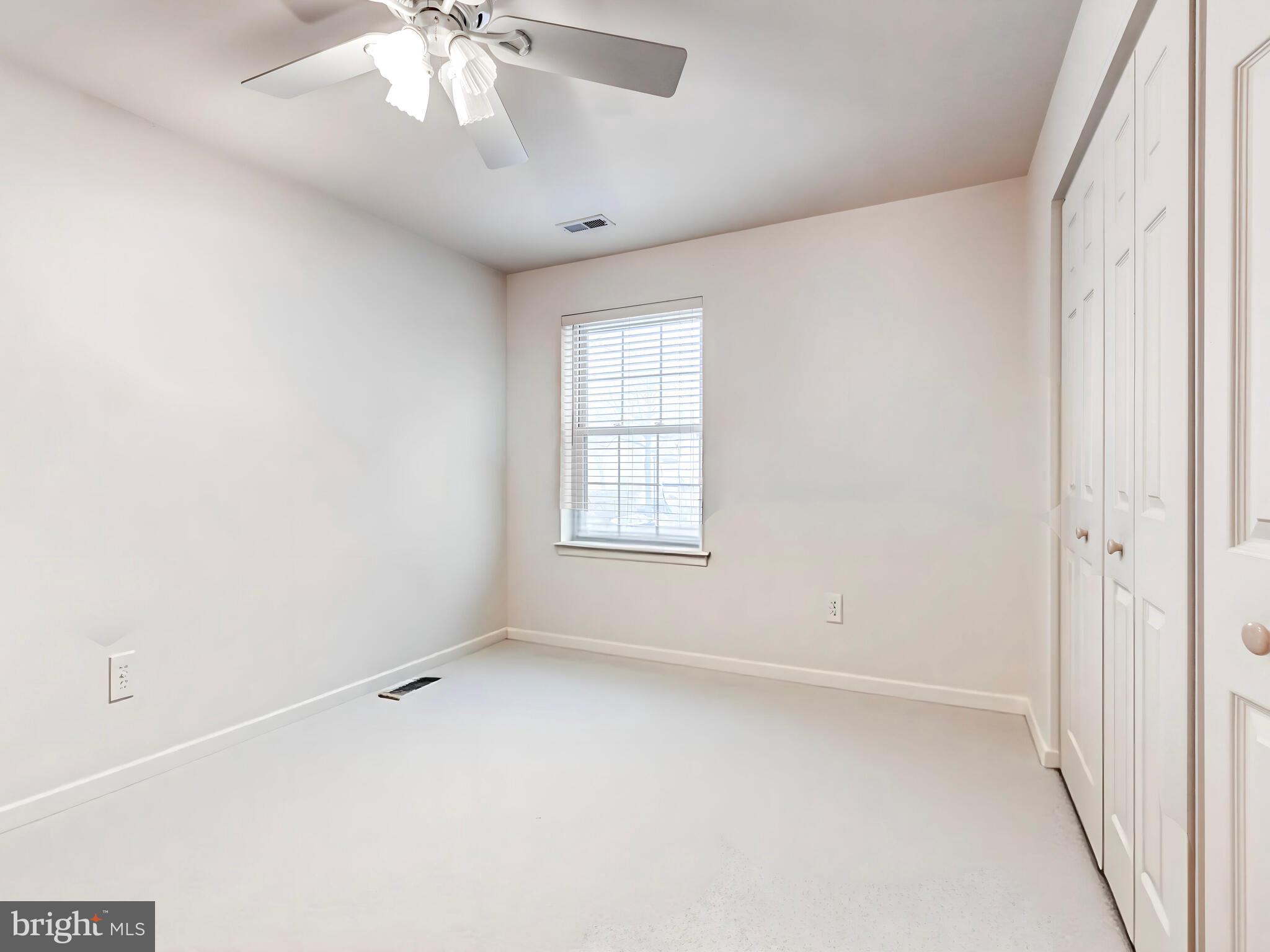 LOVETON FARMS - Residential