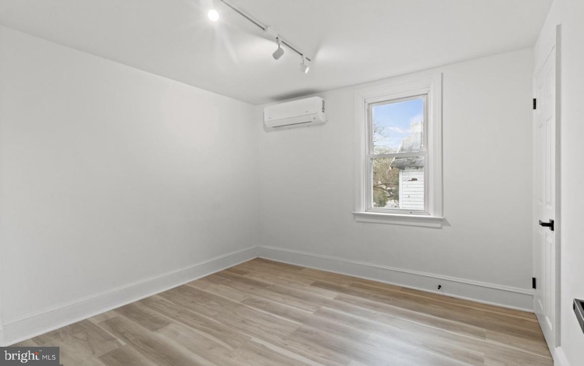 BRYN MAWR - Residential Lease