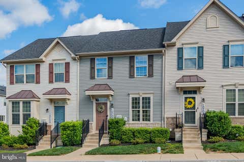 Townhouse For Sale - 10702 Lamoka Lane<br/> Frederick County, NEW MARKET, MD 21774