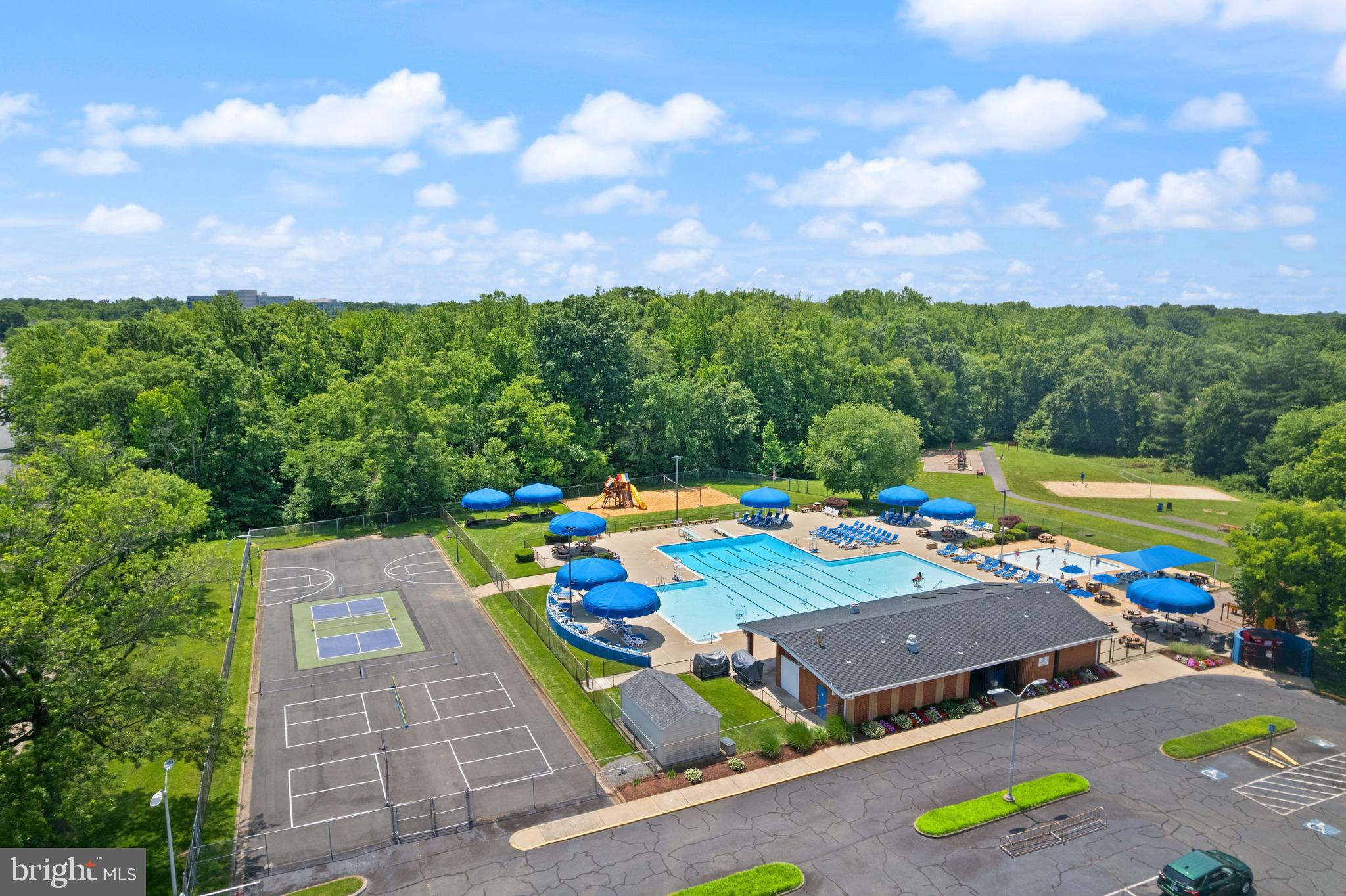 GREENBRIAR - Residential Lease