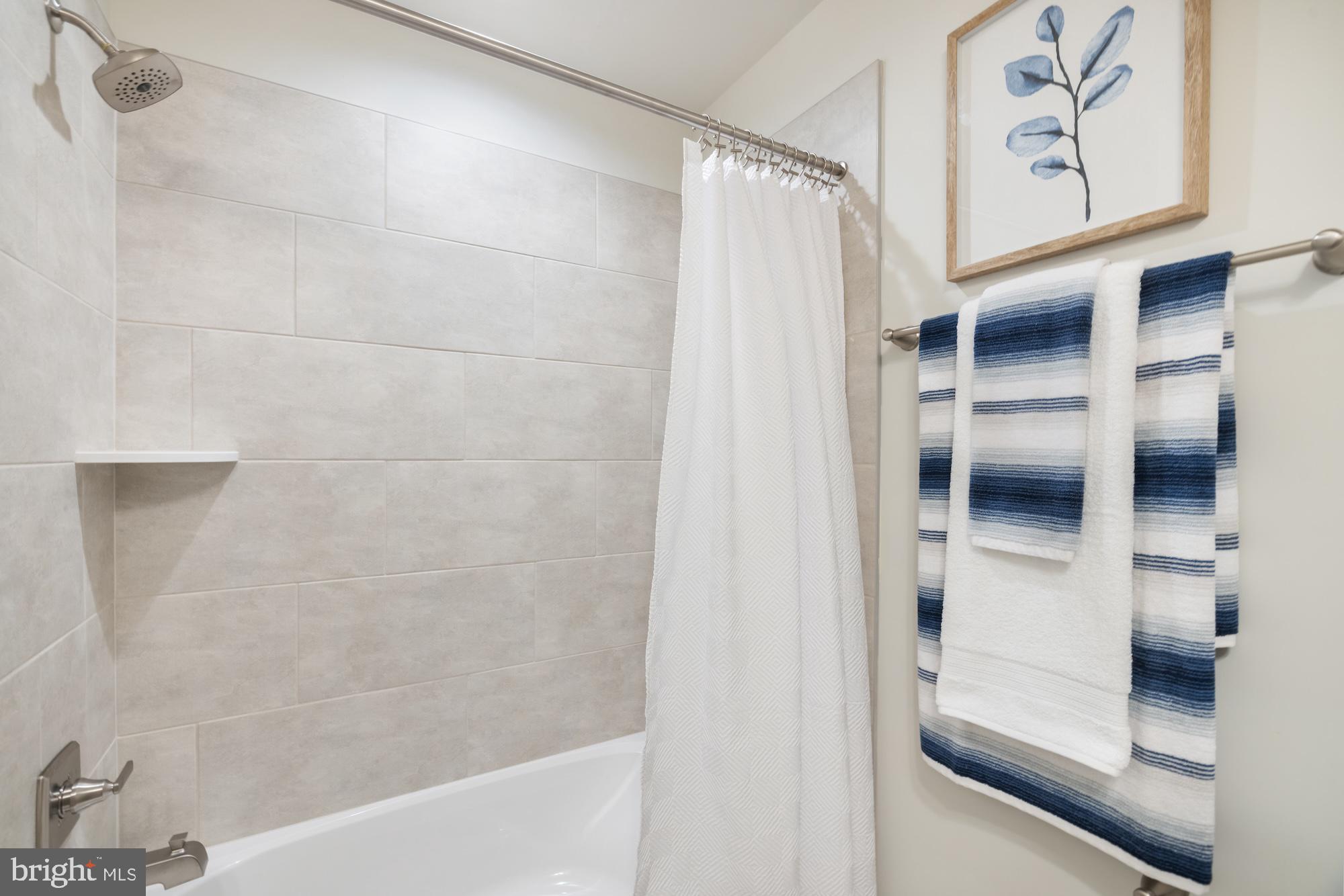 MANTUA - Residential