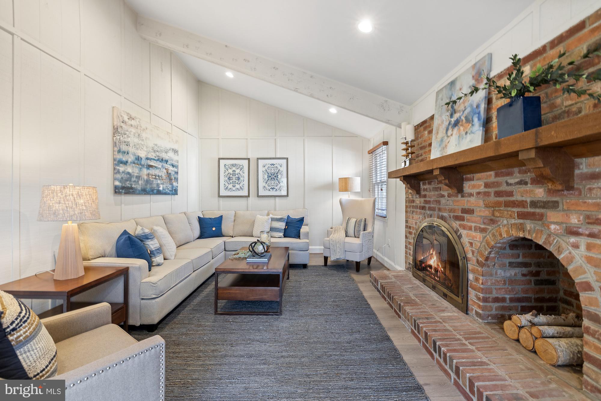 MANTUA - Residential