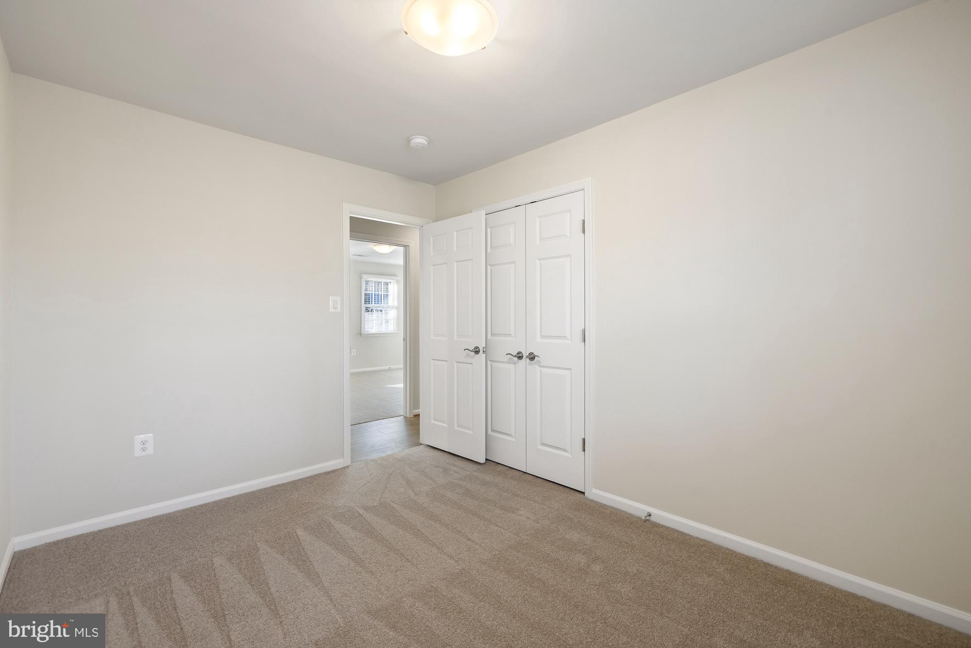 MANTUA - Residential