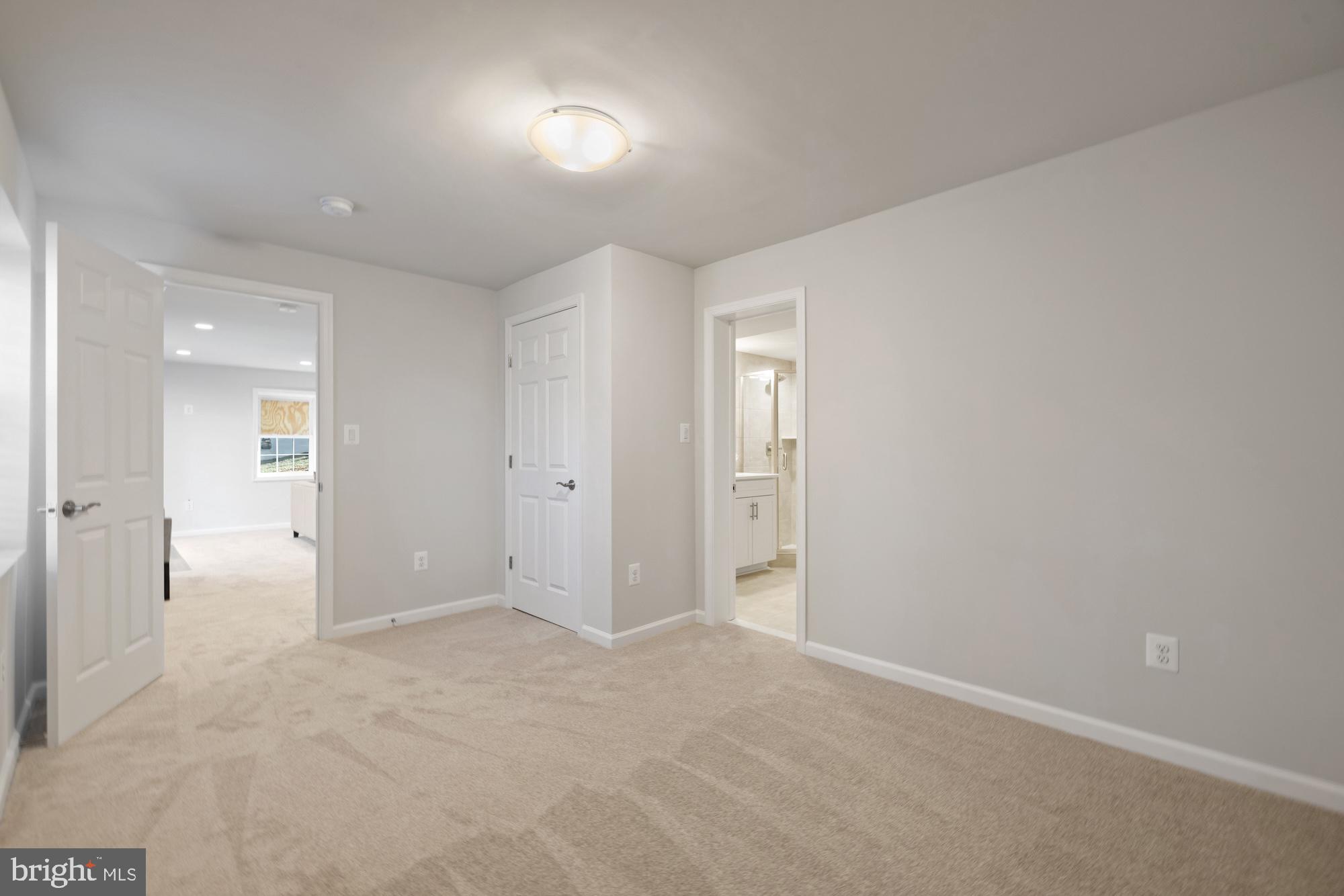 MANTUA - Residential