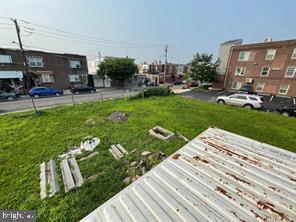 PORT RICHMOND - Land
