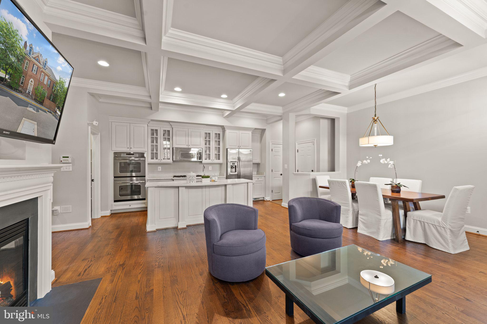 JAGUAR/YORKTOWN - Residential