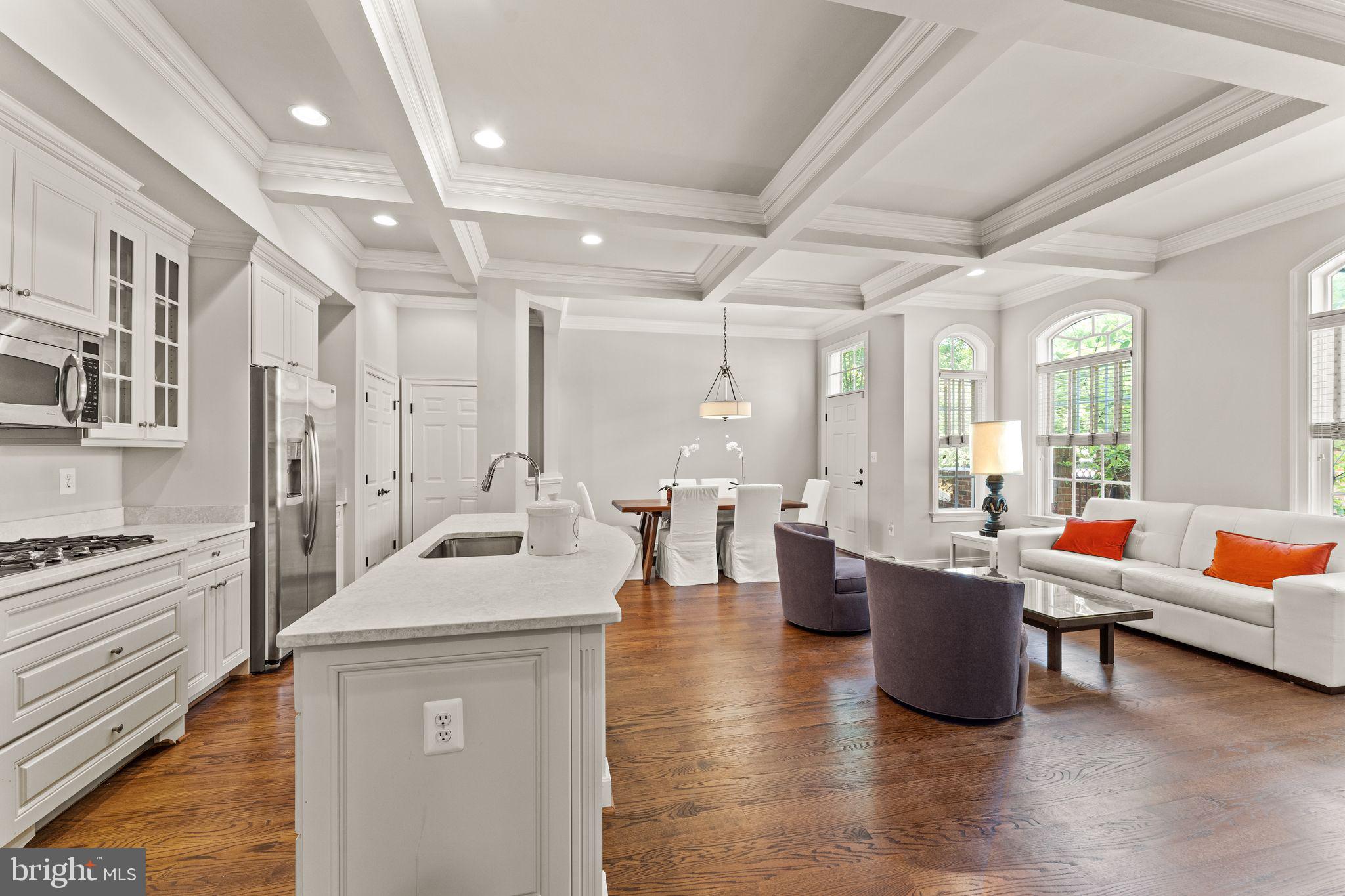 JAGUAR/YORKTOWN - Residential