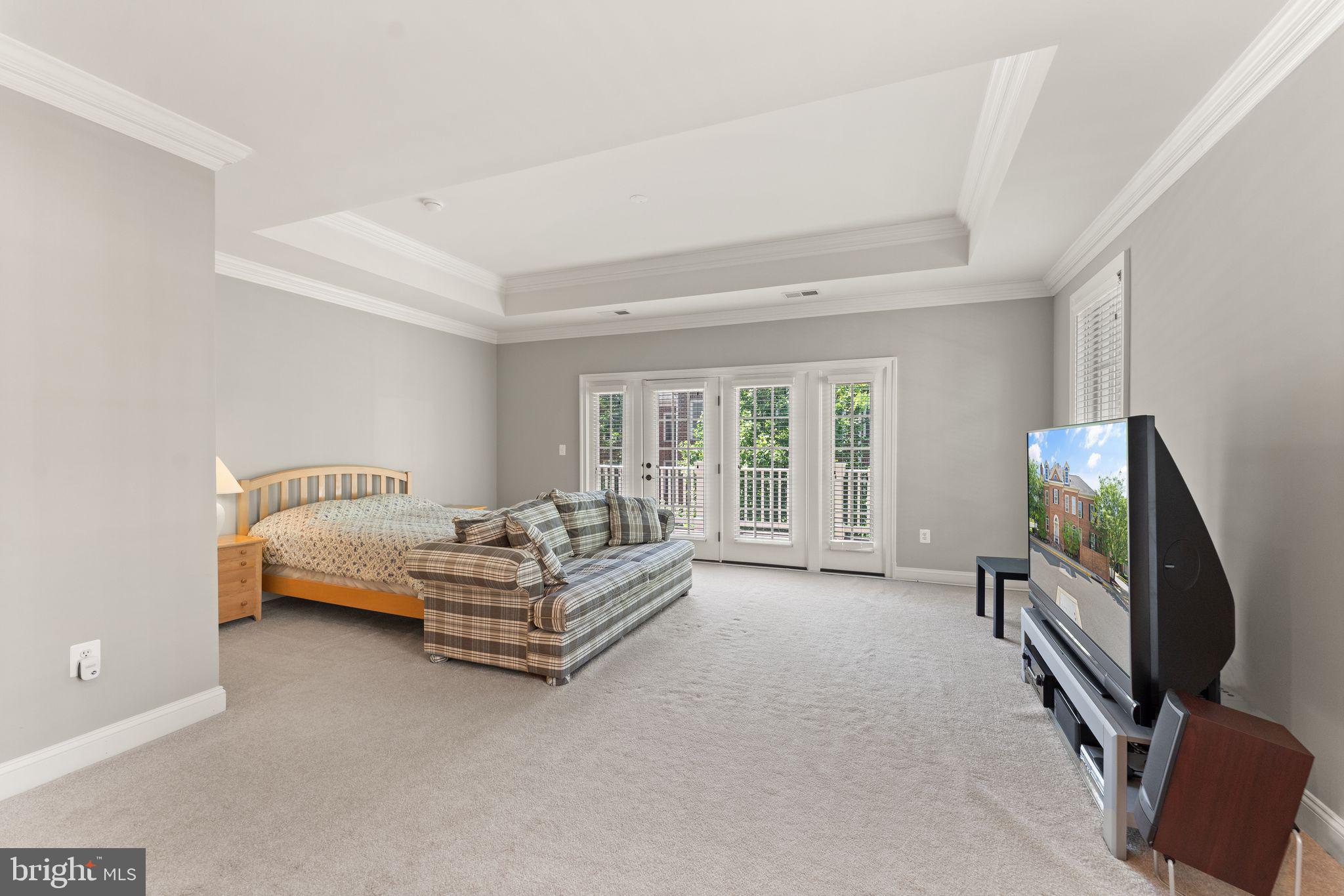 JAGUAR/YORKTOWN - Residential