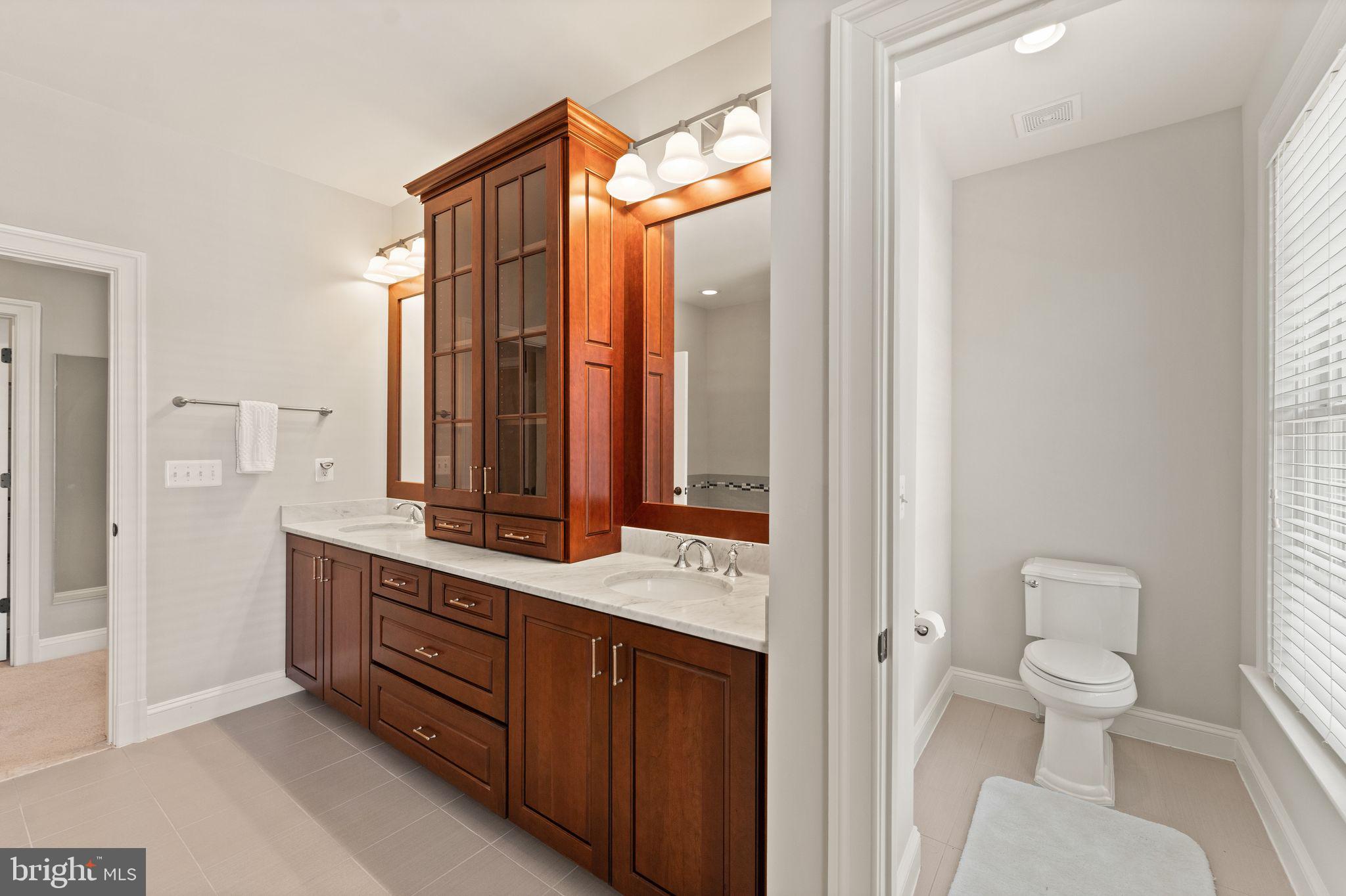 JAGUAR/YORKTOWN - Residential