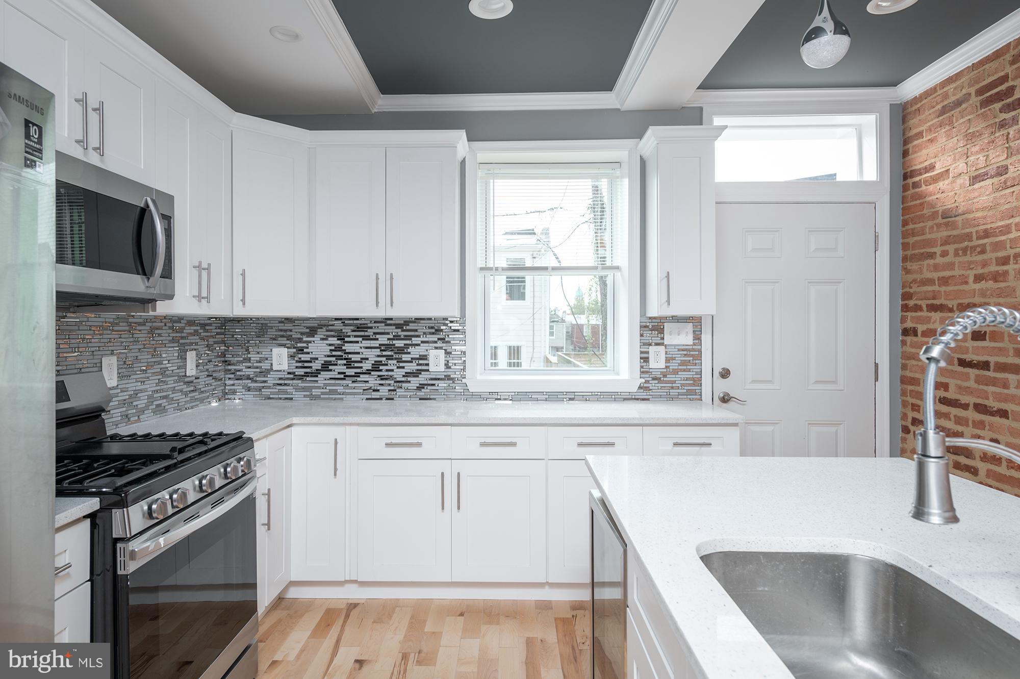 EAST BALTIMORE MIDWAY - Residential