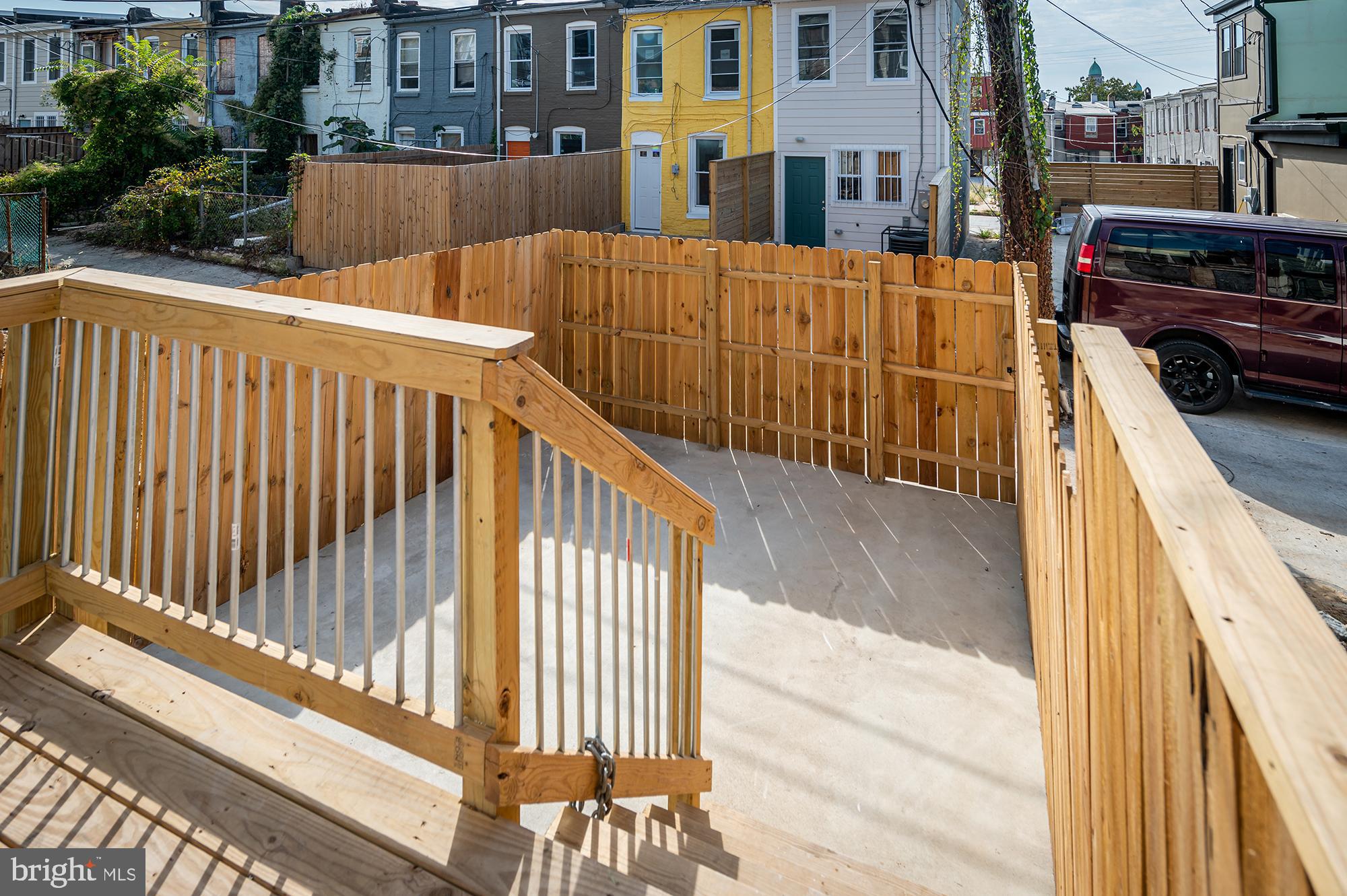 EAST BALTIMORE MIDWAY - Residential