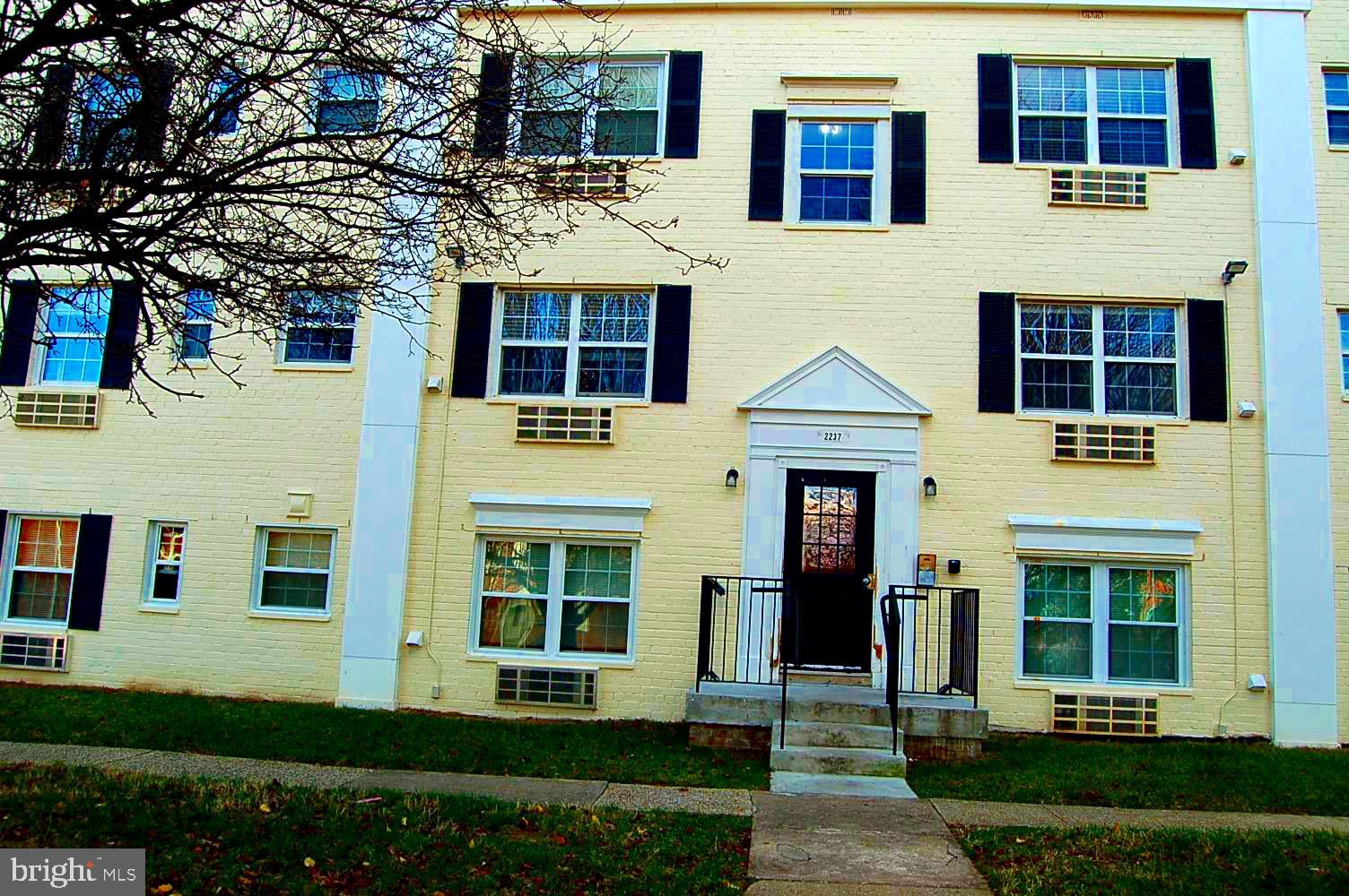 FARRINGTON PLACE - Residential