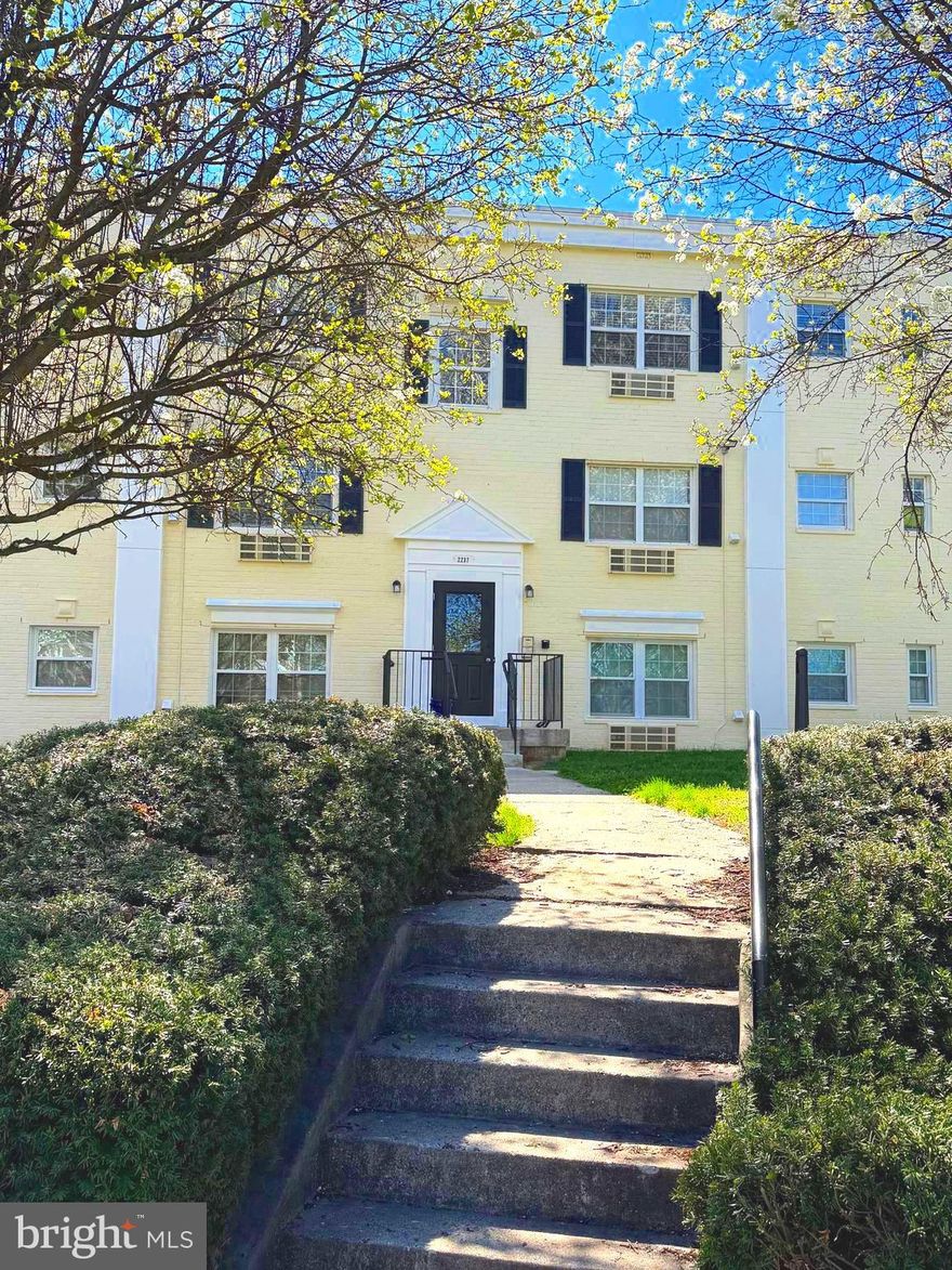 Significant Price Adjustment !!!!! Do not let it go, this Wonderfull property, very well maintained, new windows, freshly painted,  get your own place is better than rent. lots of natural light, very bright.  Motivated seller. Location,  Condo includes water, trash, gas, master insurance policy, Location, Location.