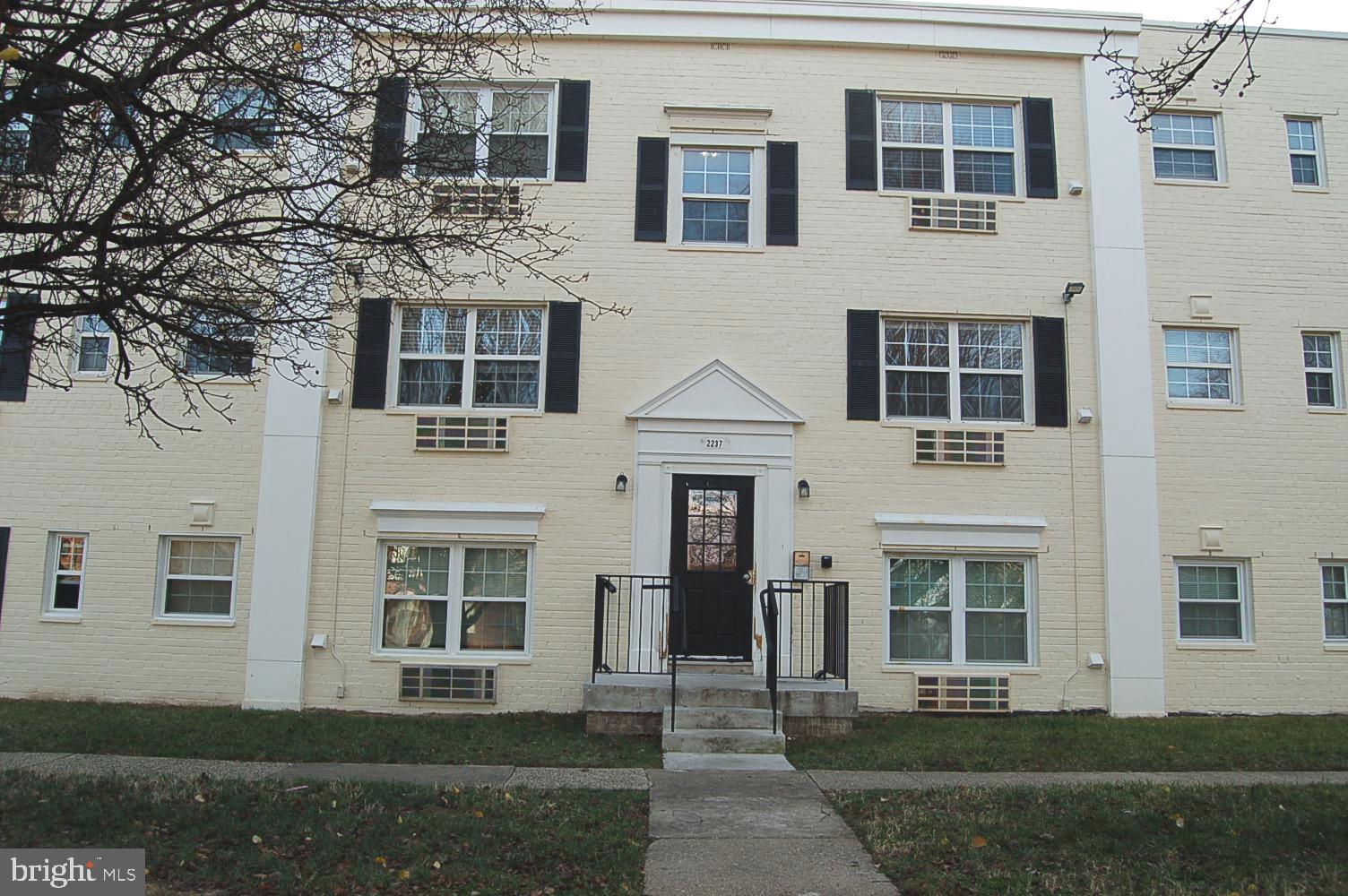 FARRINGTON PLACE - Residential