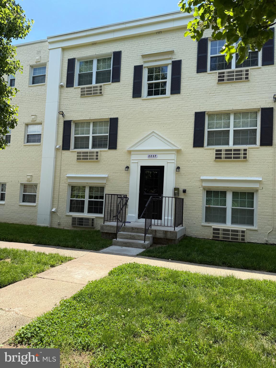 FARRINGTON PLACE - Residential