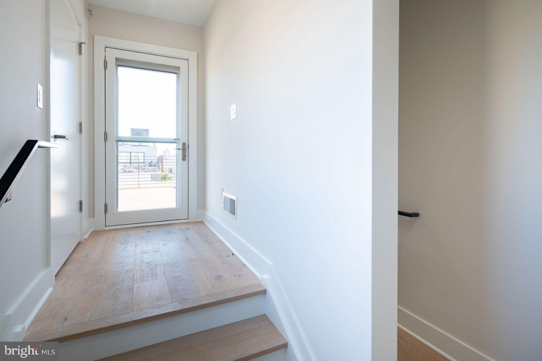 BELLA VISTA - Residential