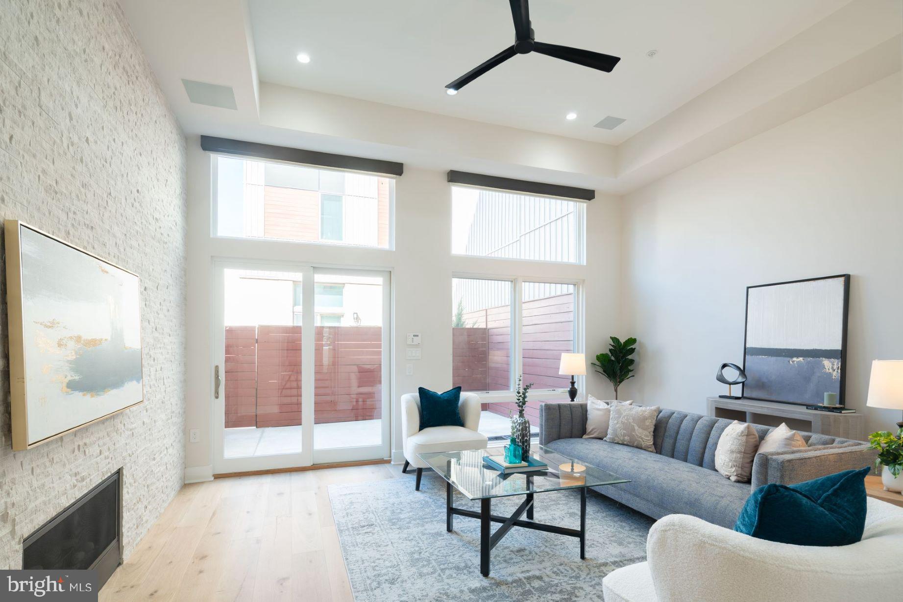 BELLA VISTA - Residential