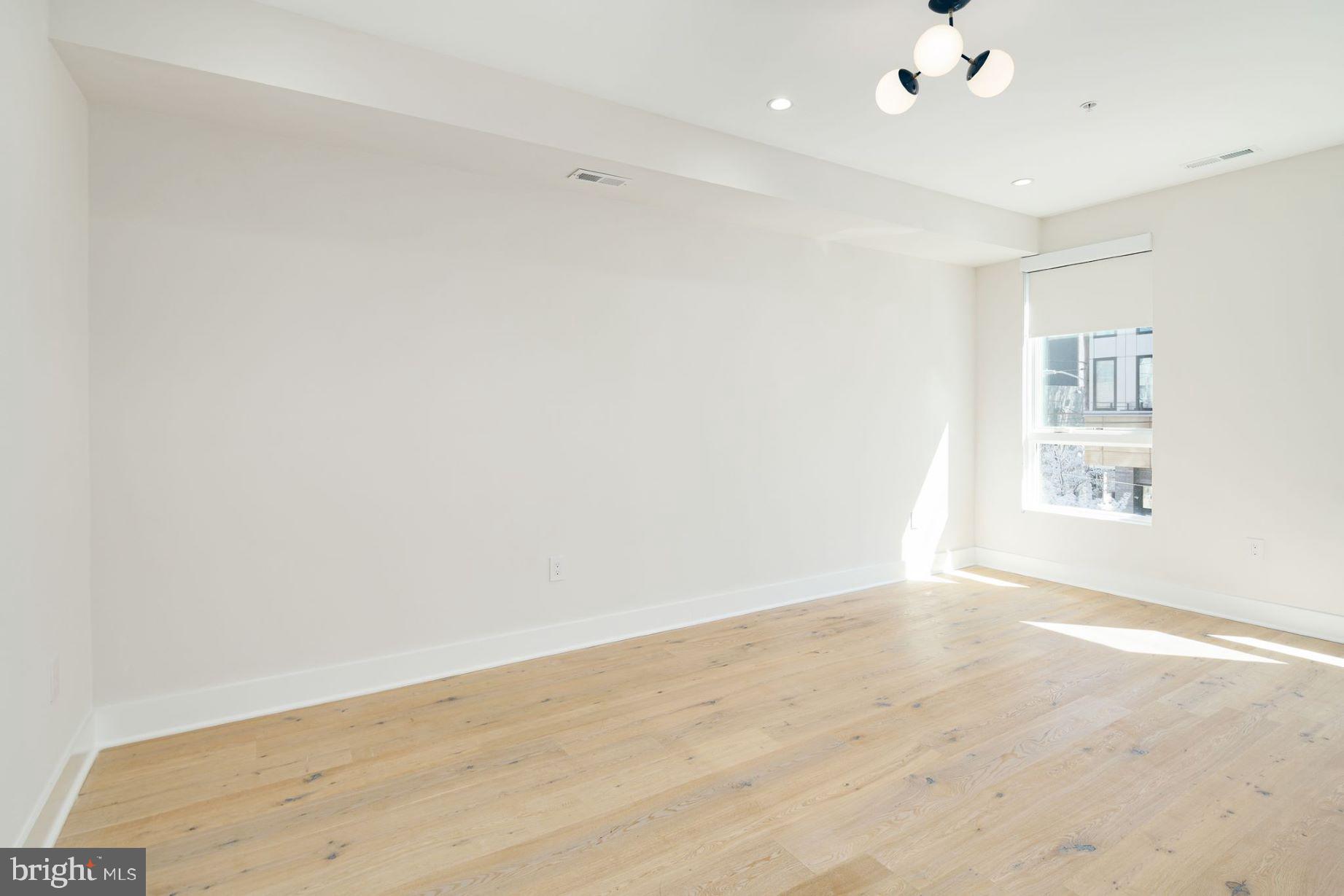 BELLA VISTA - Residential