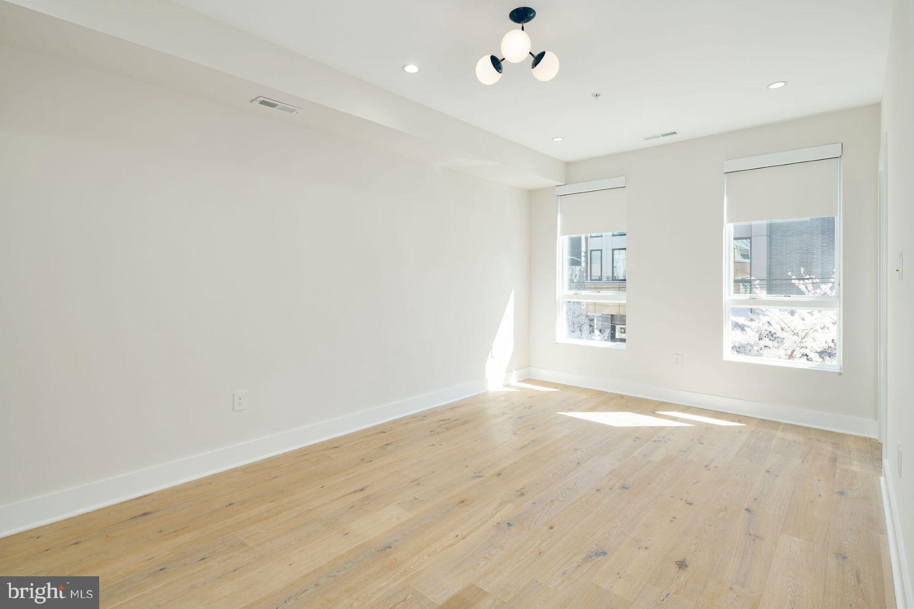 BELLA VISTA - Residential