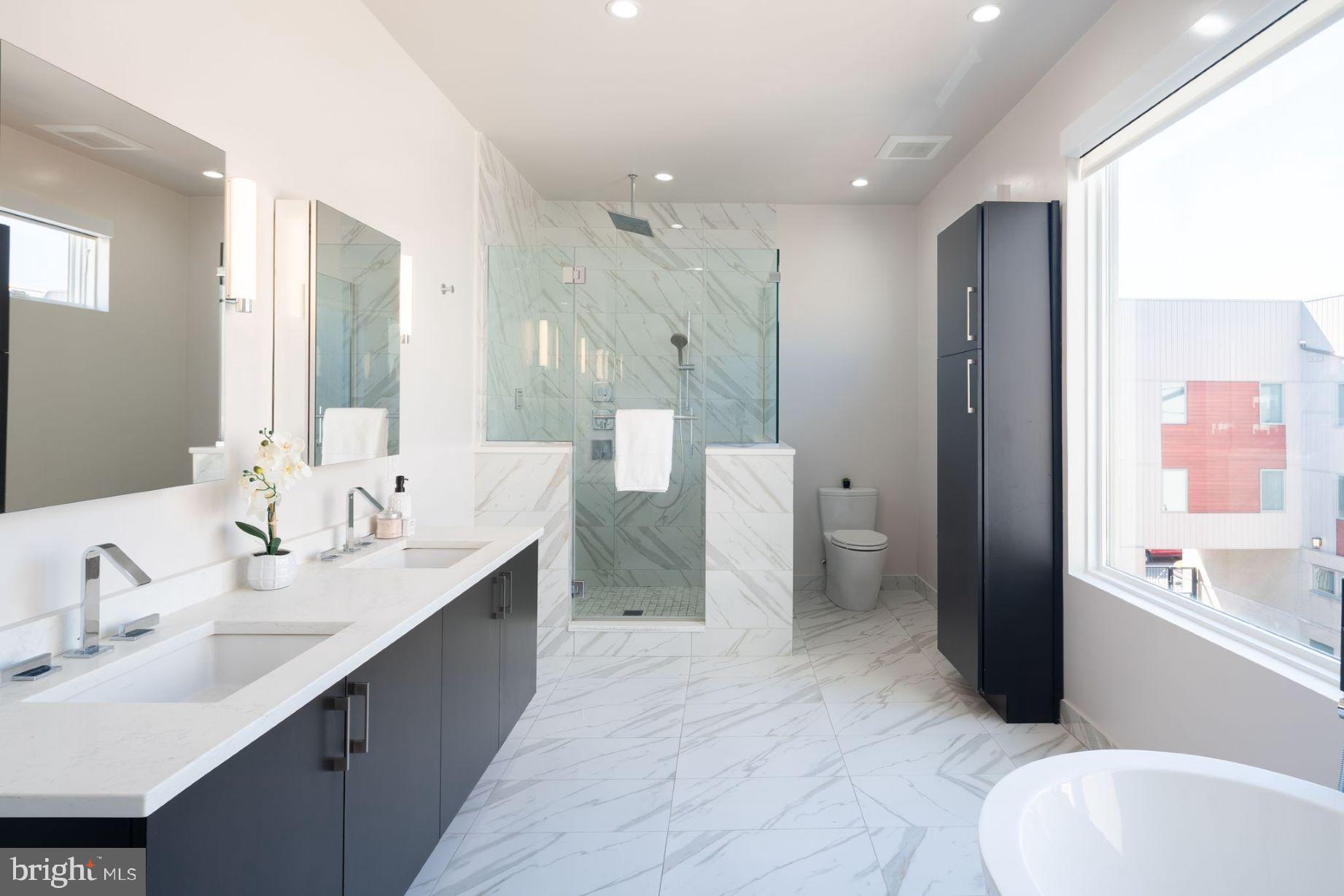 BELLA VISTA - Residential