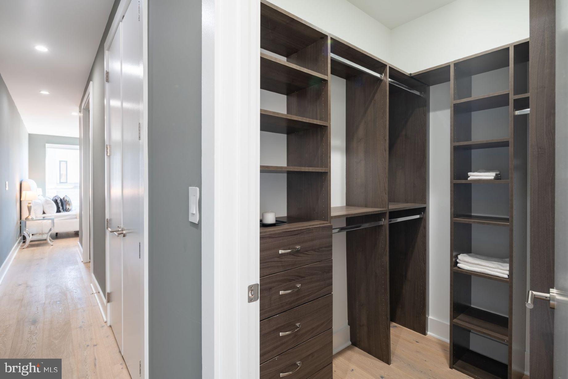 BELLA VISTA - Residential