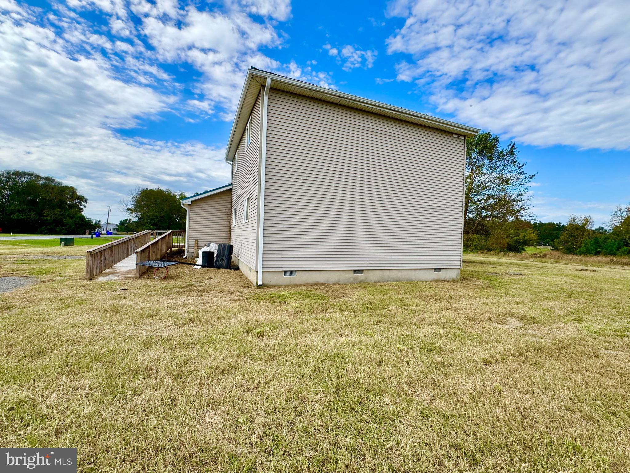 9297 CROOKED ROAD