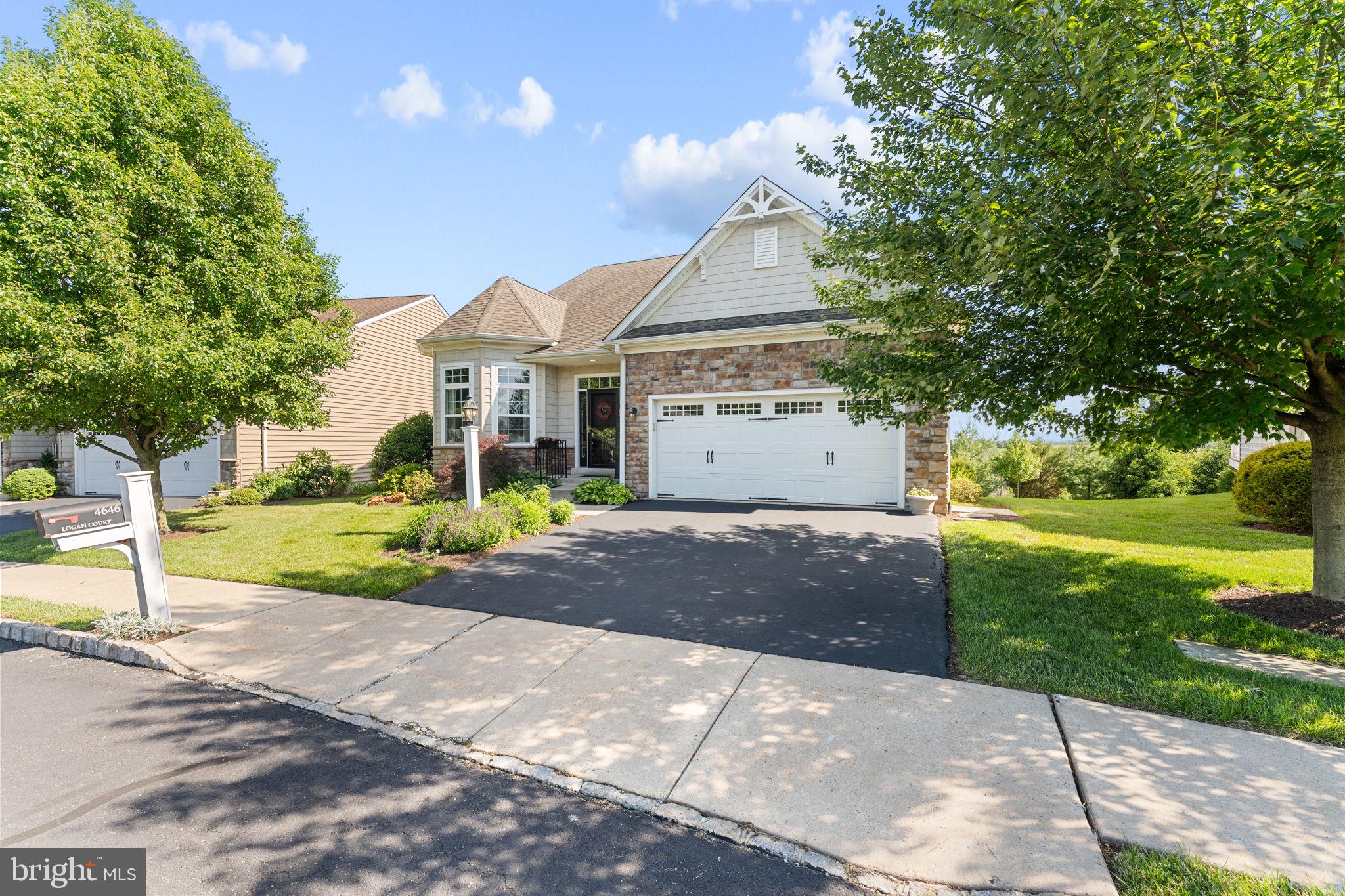 MEADOW GLEN - Residential