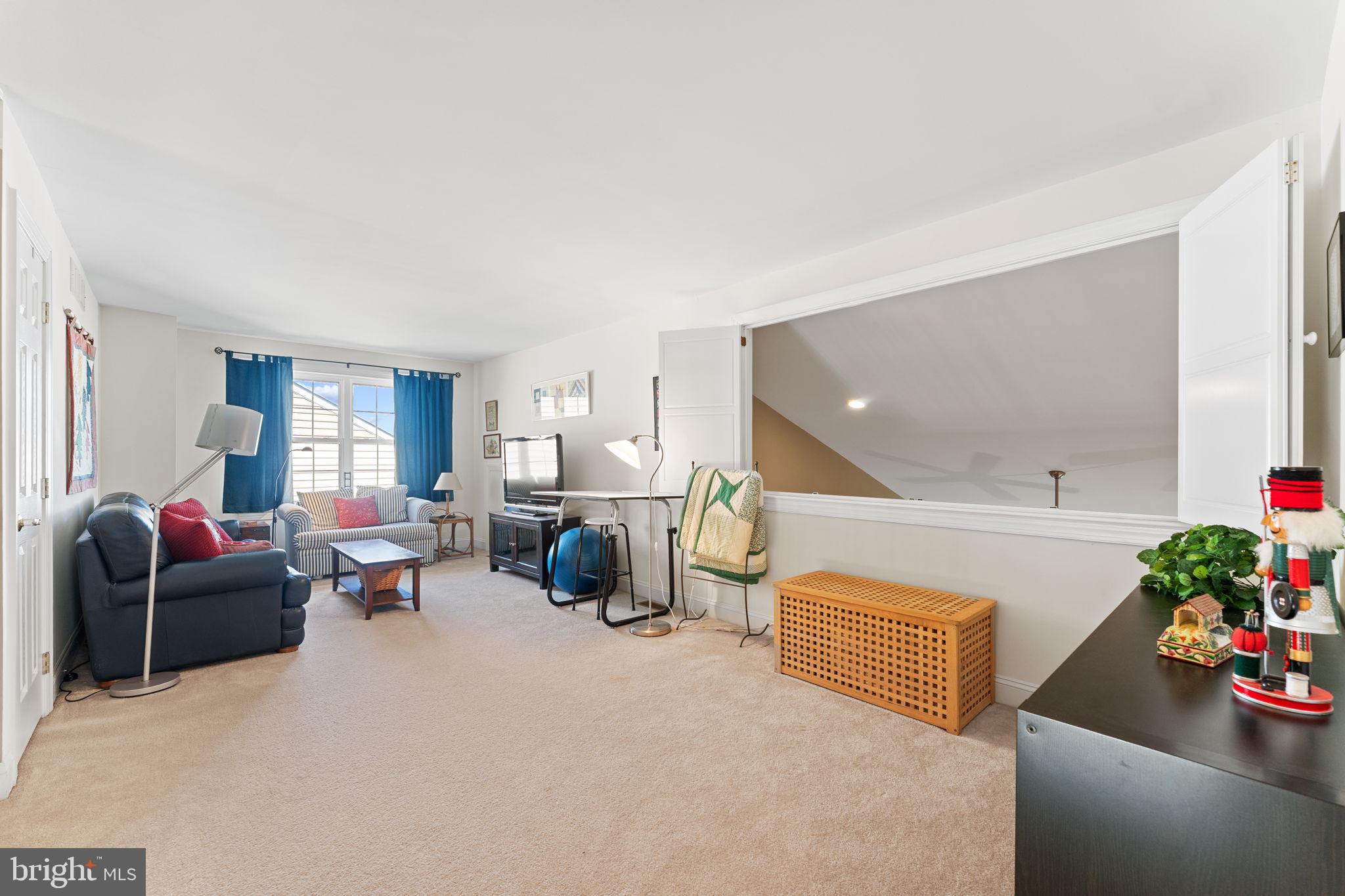 MEADOW GLEN - Residential