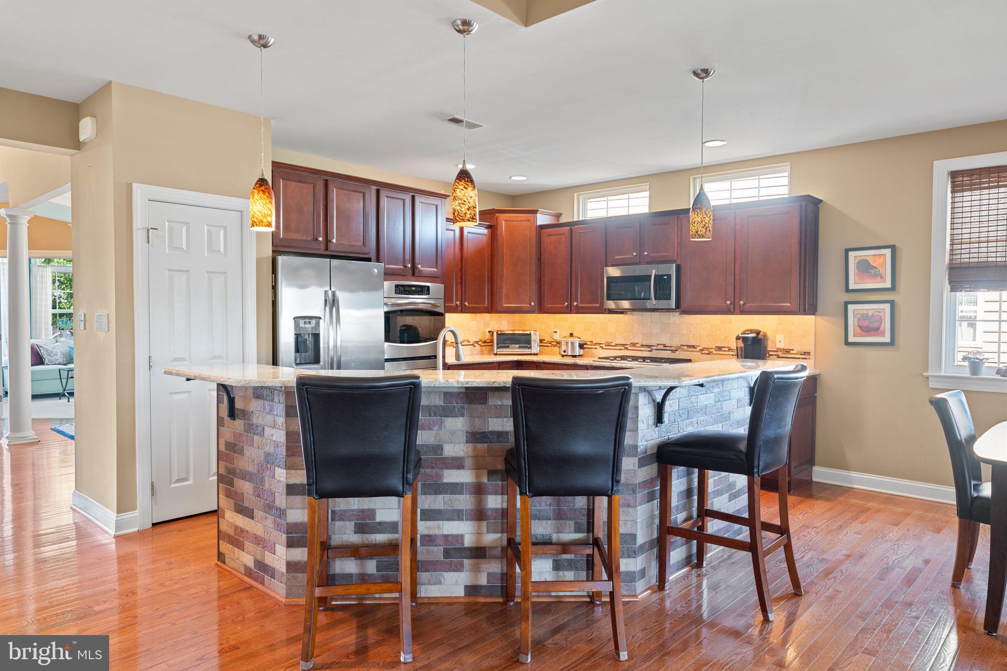 MEADOW GLEN - Residential