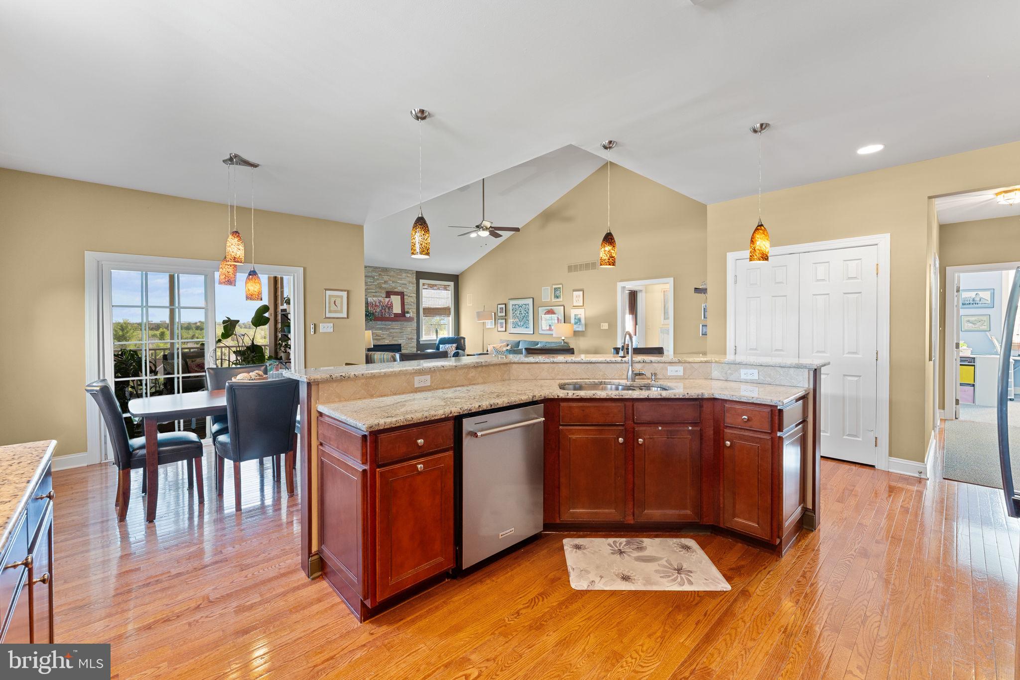 MEADOW GLEN - Residential