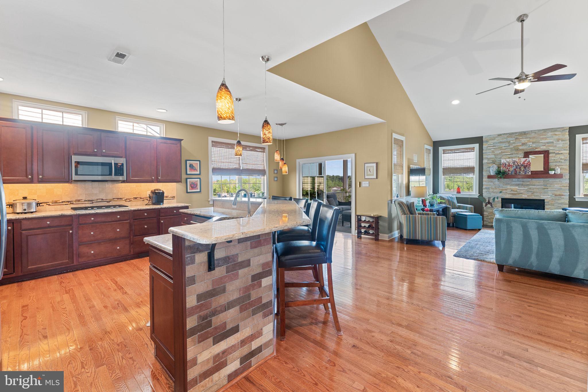 MEADOW GLEN - Residential