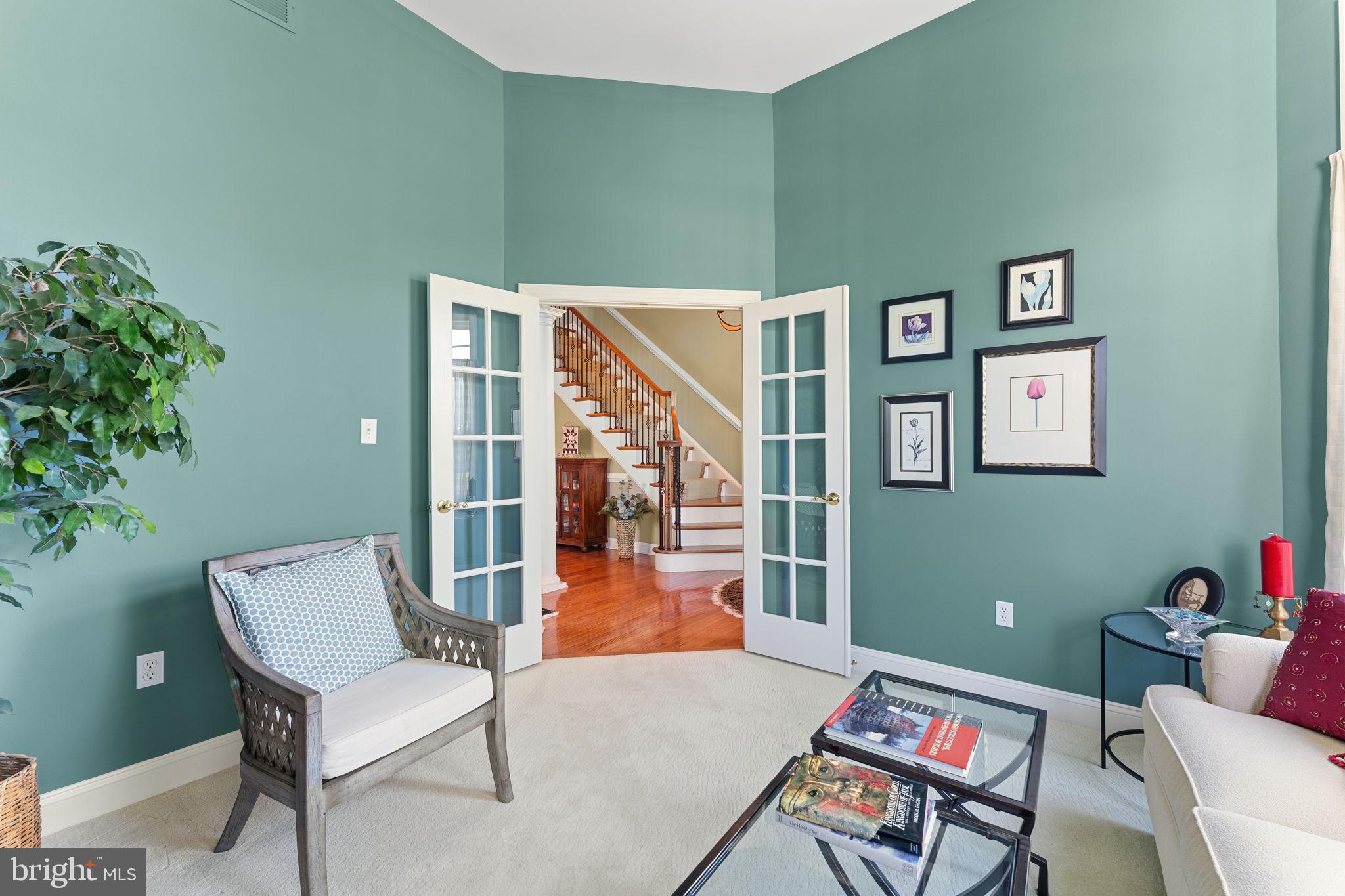 MEADOW GLEN - Residential