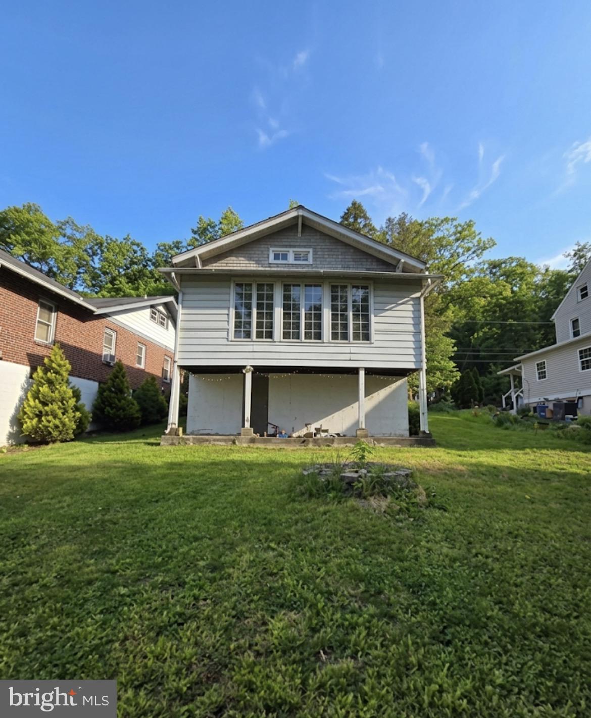 2551 FAIRVIEW AVENUE