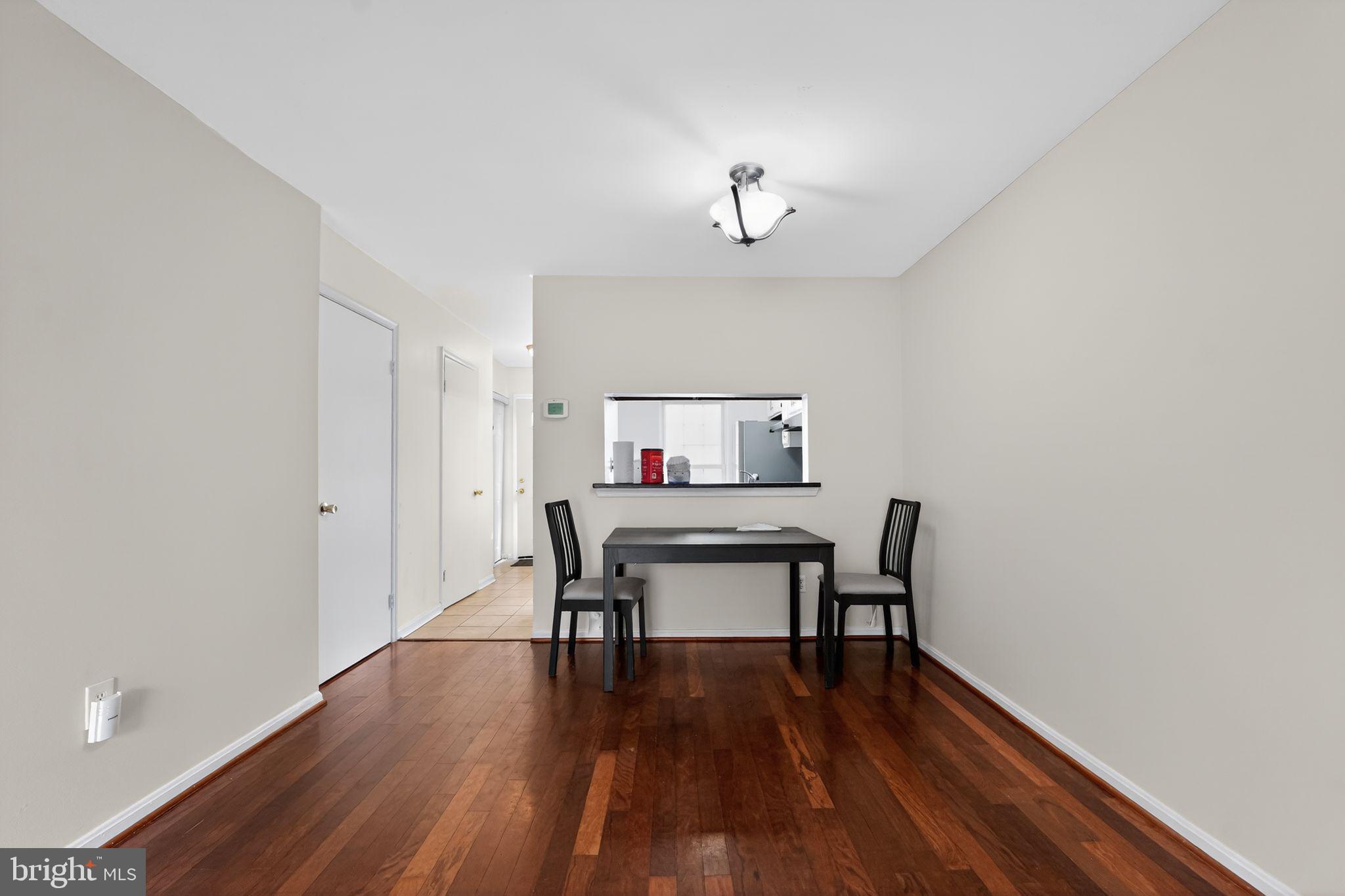 CLOVERLEAF TOWNHOUSES - Residential