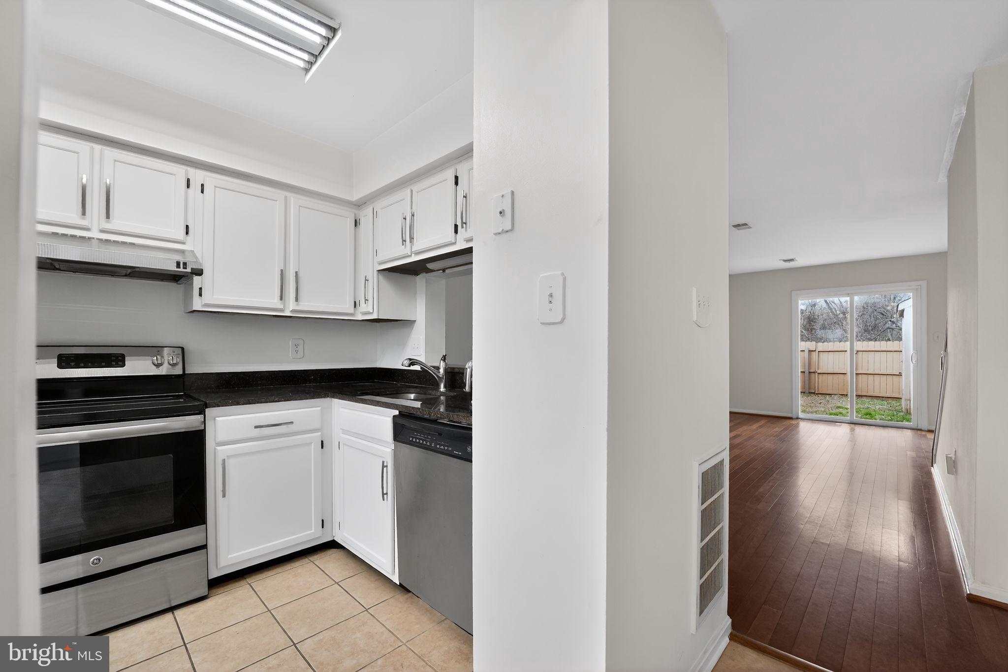 CLOVERLEAF TOWNHOUSES - Residential