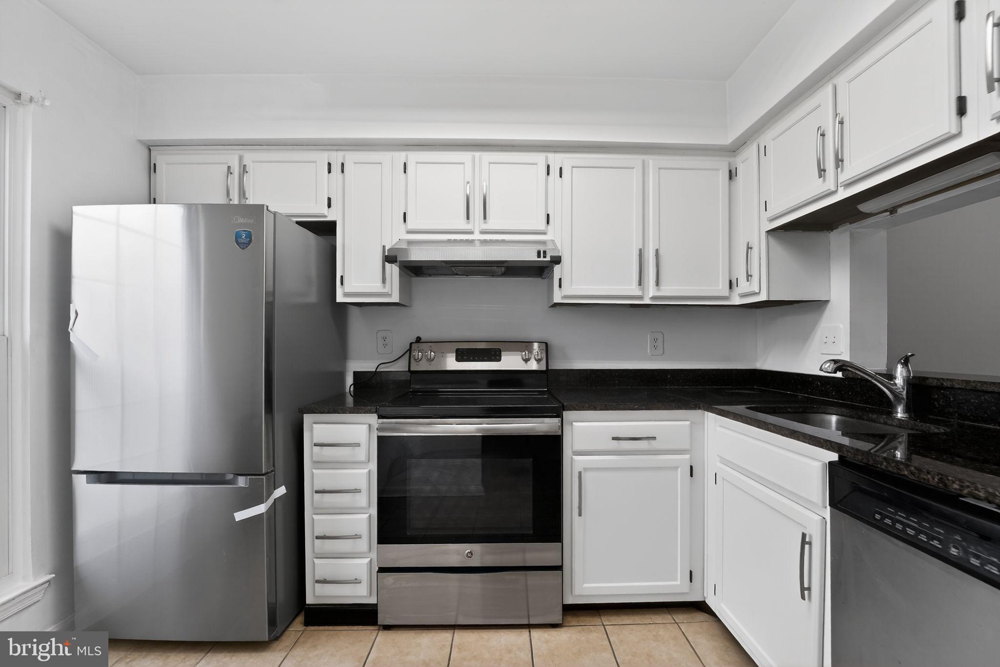 CLOVERLEAF TOWNHOUSES - Residential