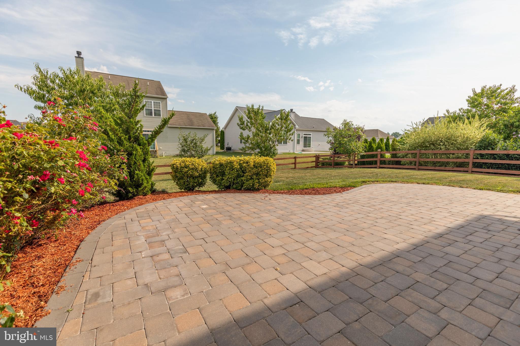 ARCADIA SPRINGS - Residential