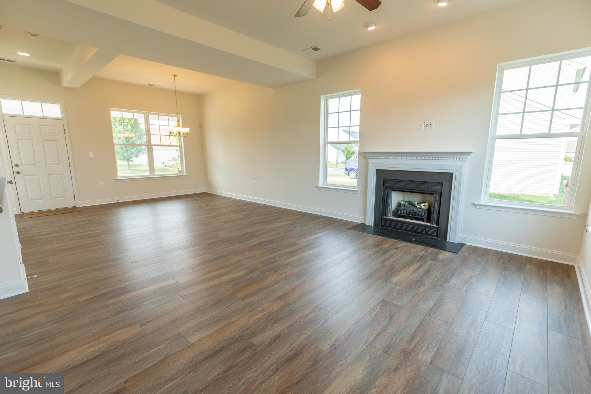 ARCADIA SPRINGS - Residential