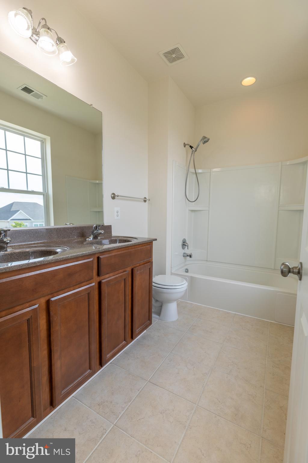 ARCADIA SPRINGS - Residential