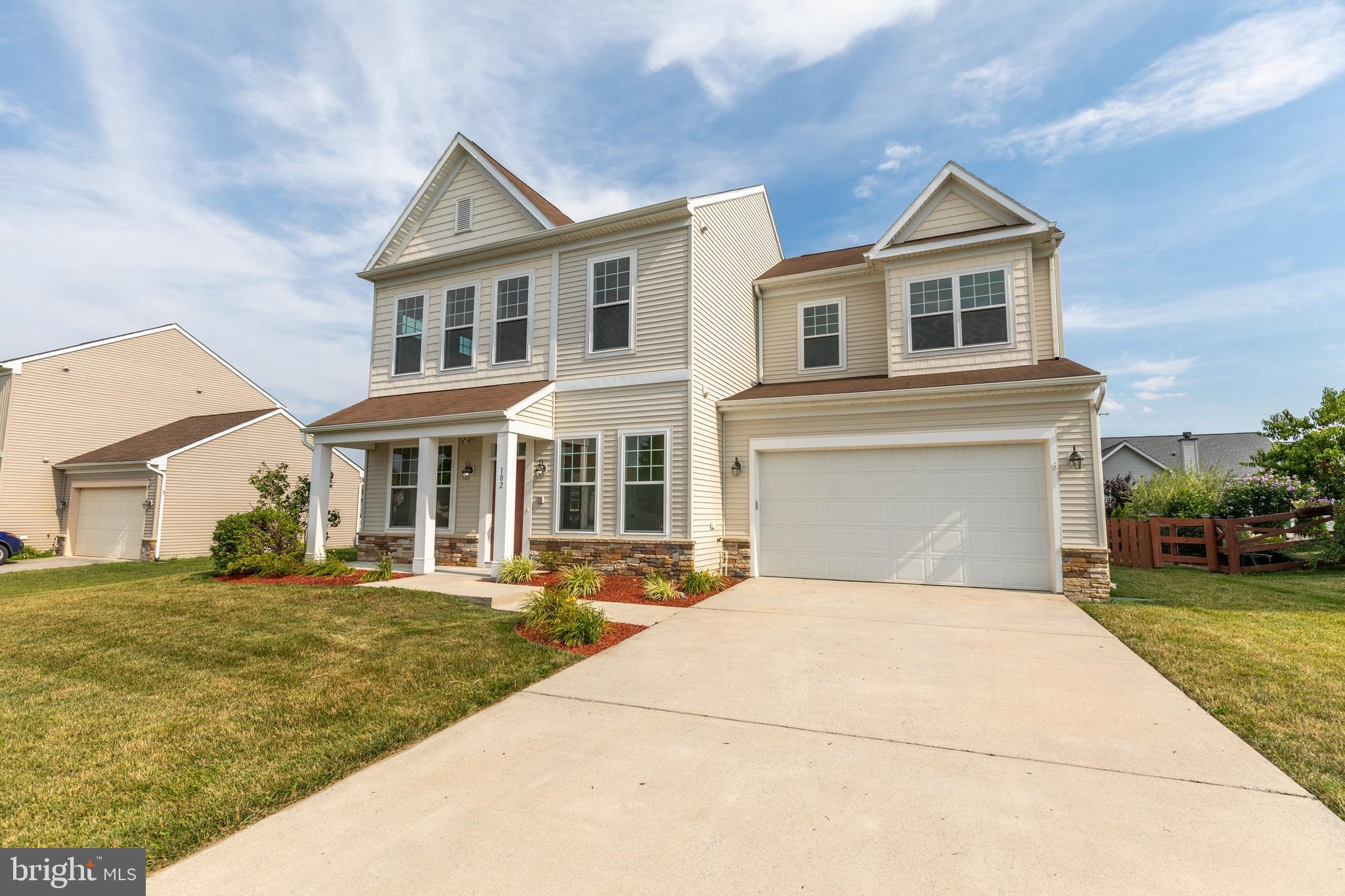 ARCADIA SPRINGS - Residential