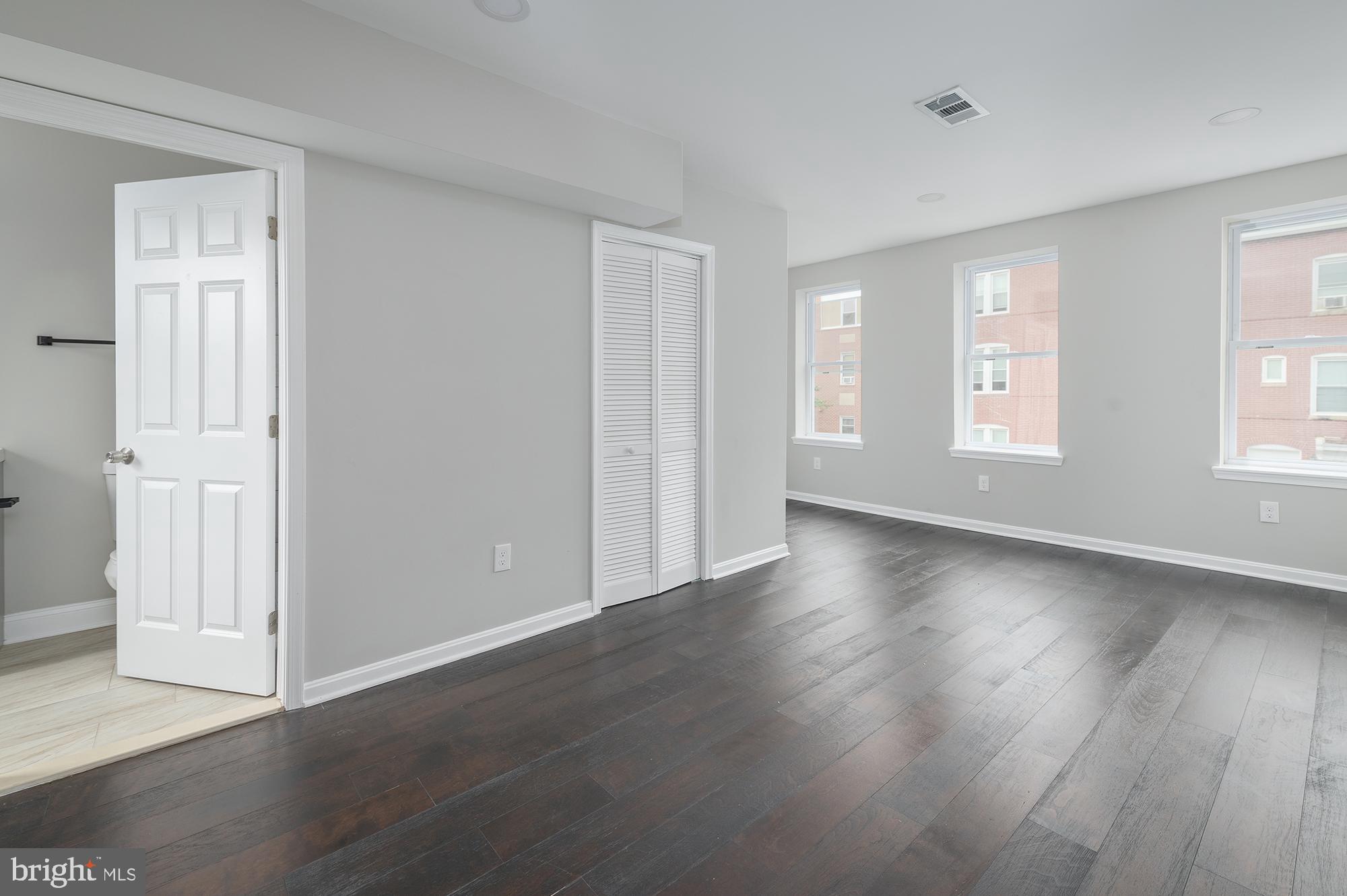 FRANKLIN SQUARE HISTORIC DISTRICT - Residential