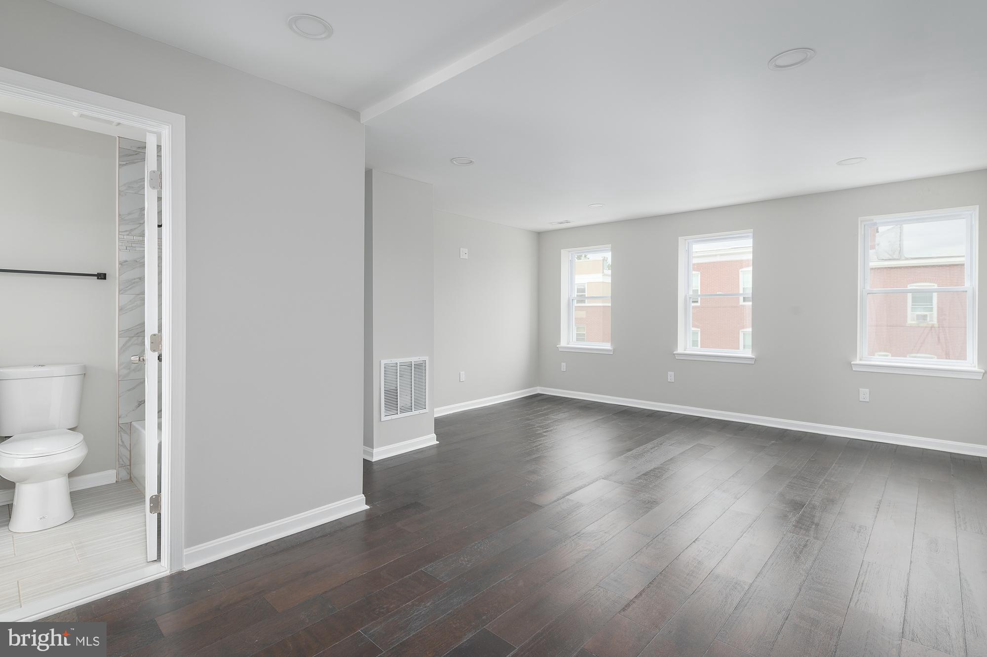 FRANKLIN SQUARE HISTORIC DISTRICT - Residential