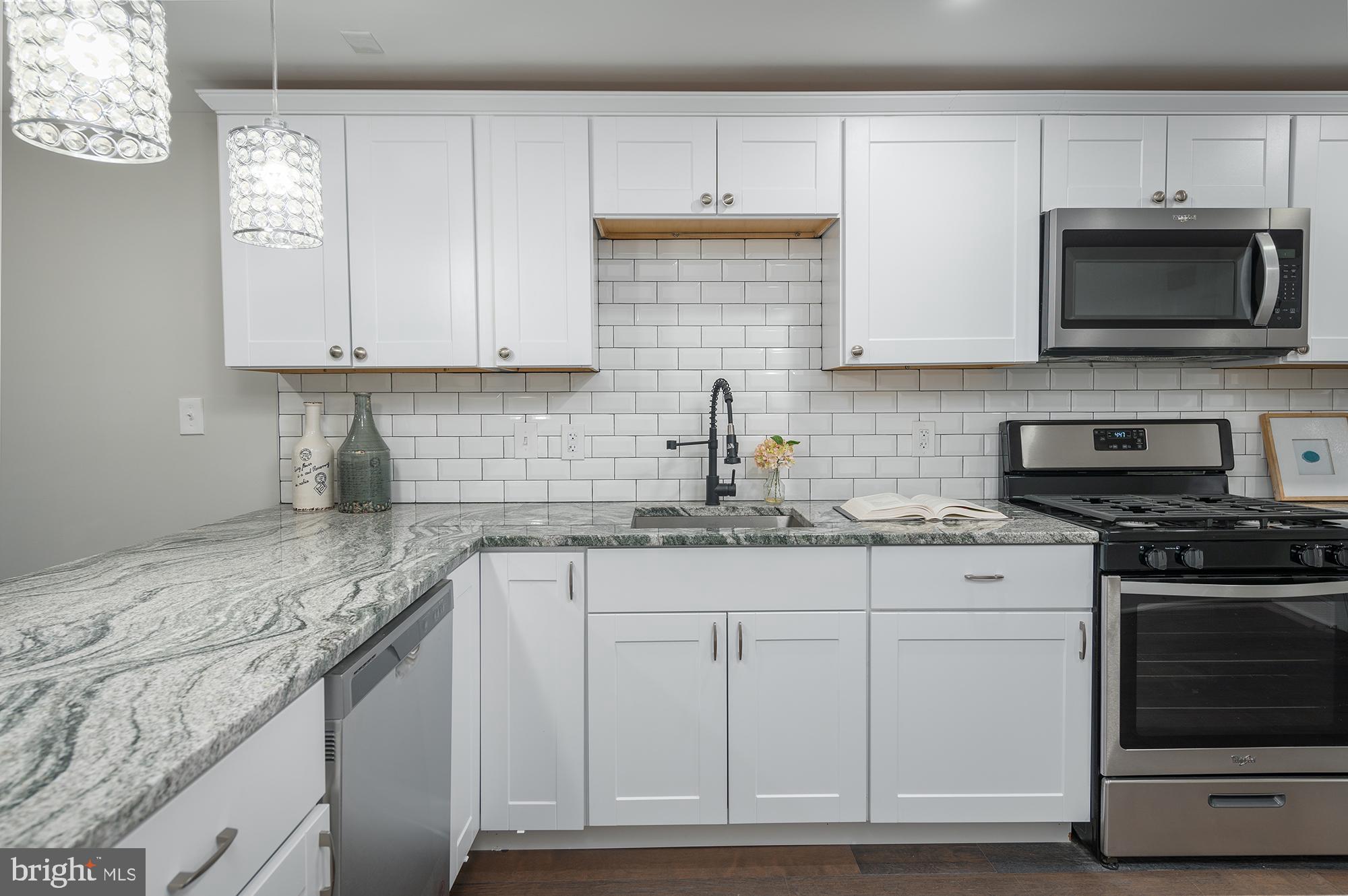 FRANKLIN SQUARE HISTORIC DISTRICT - Residential