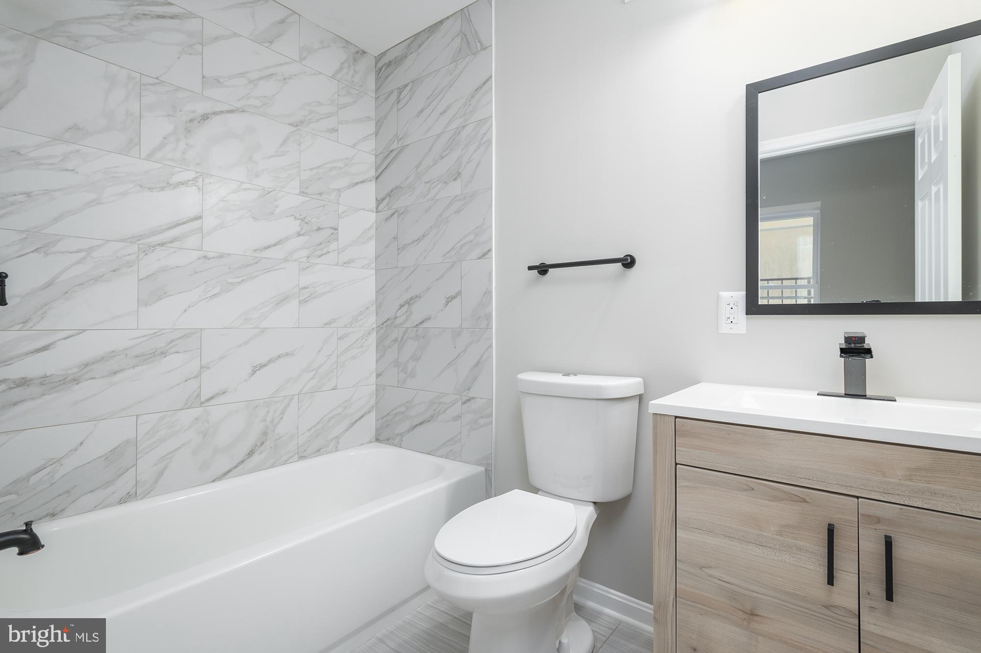 FRANKLIN SQUARE HISTORIC DISTRICT - Residential